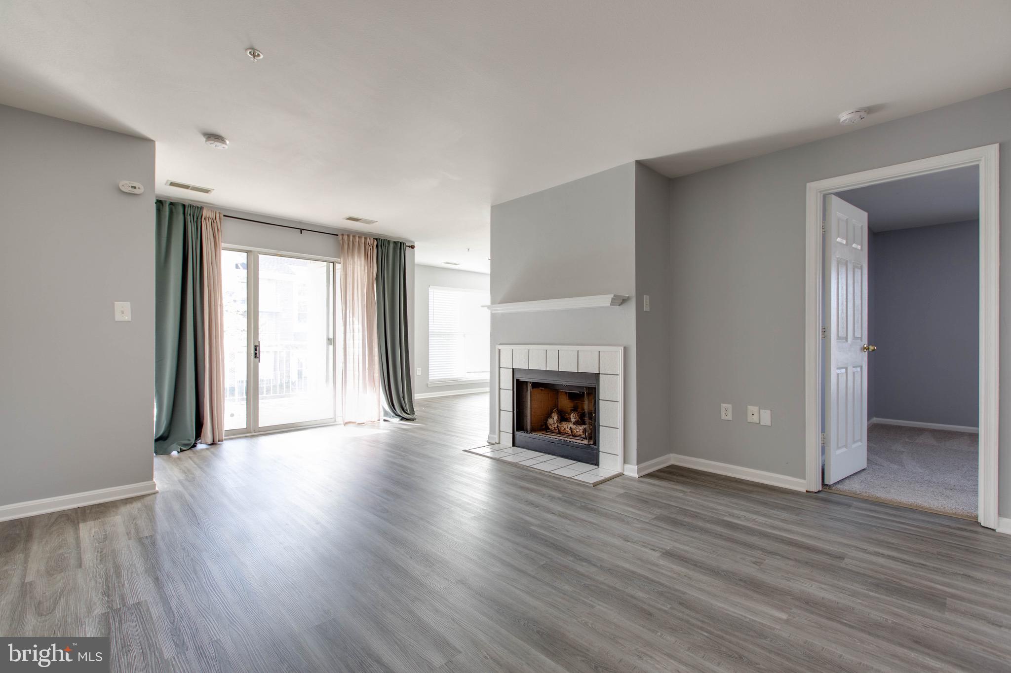 RUSSETT - Residential Lease