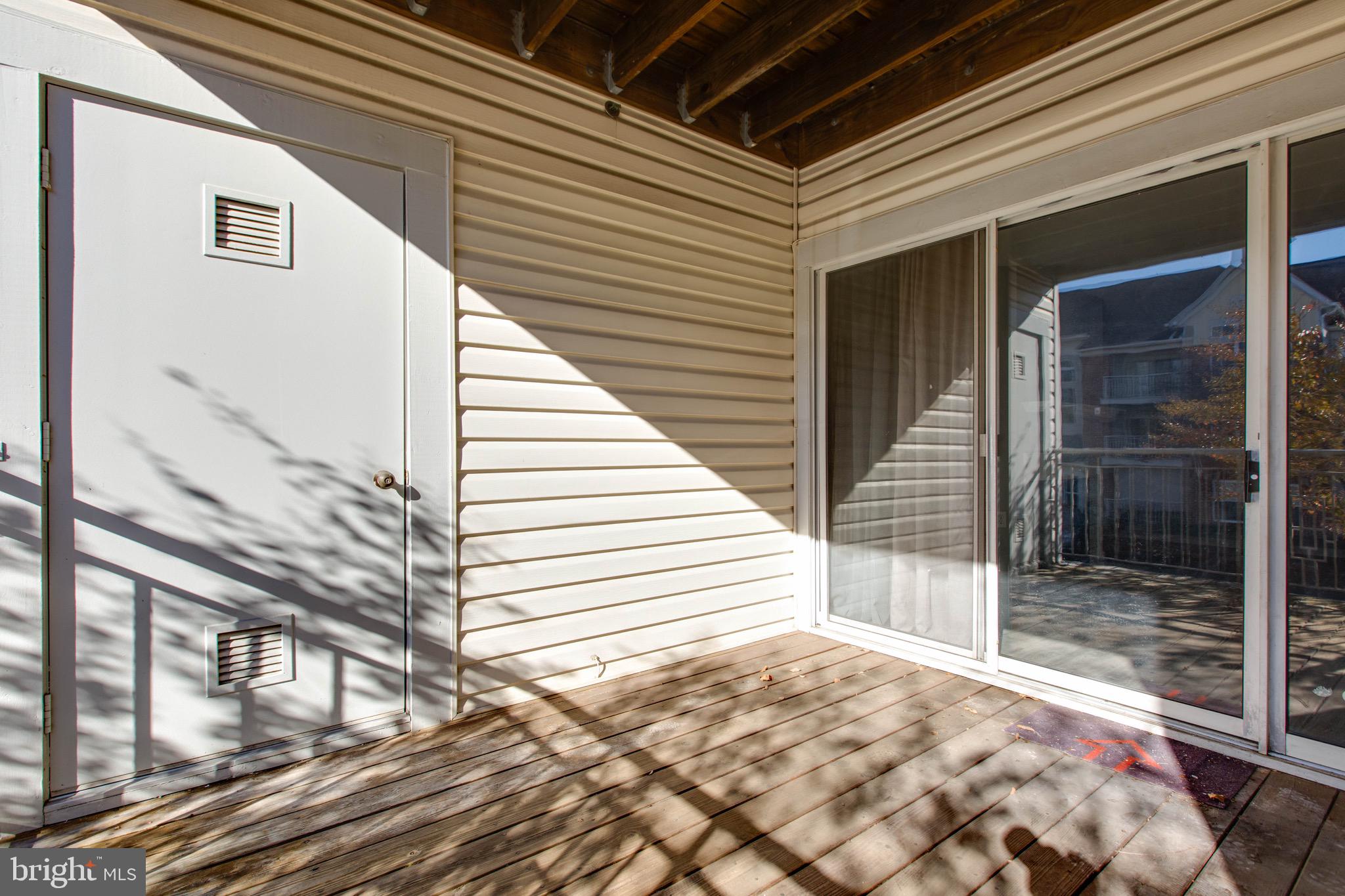 RUSSETT - Residential Lease