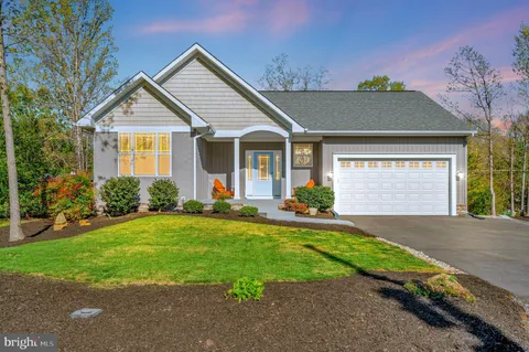 106 Wakefield Drive, Locust Grove, VA MLS: VAOR2009458