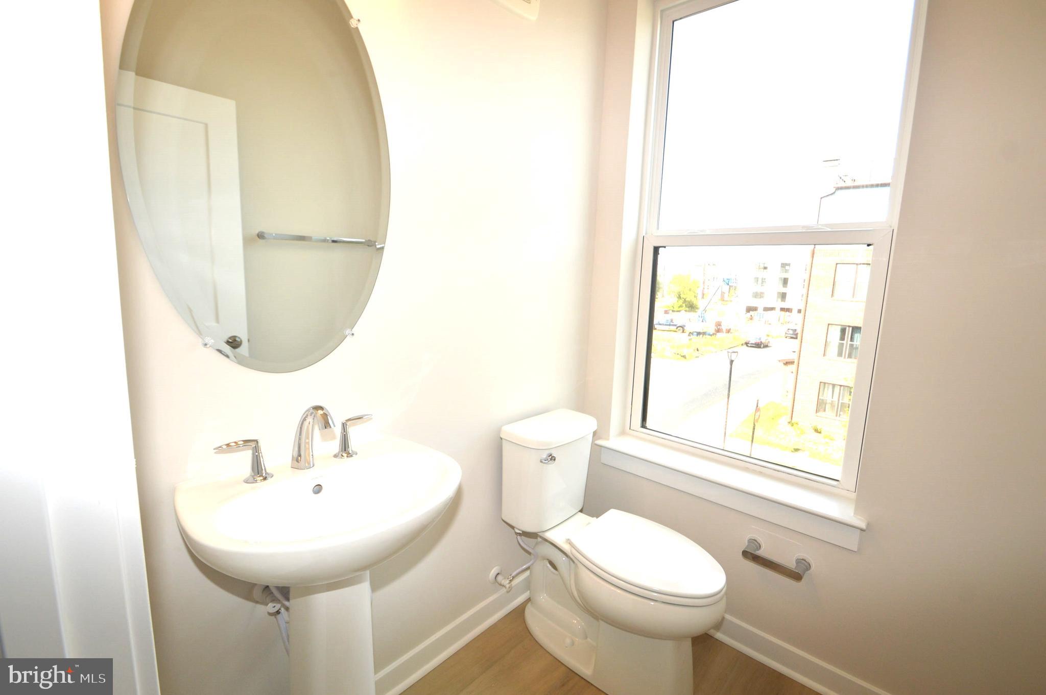 ASHBURN STATION - Residential Lease