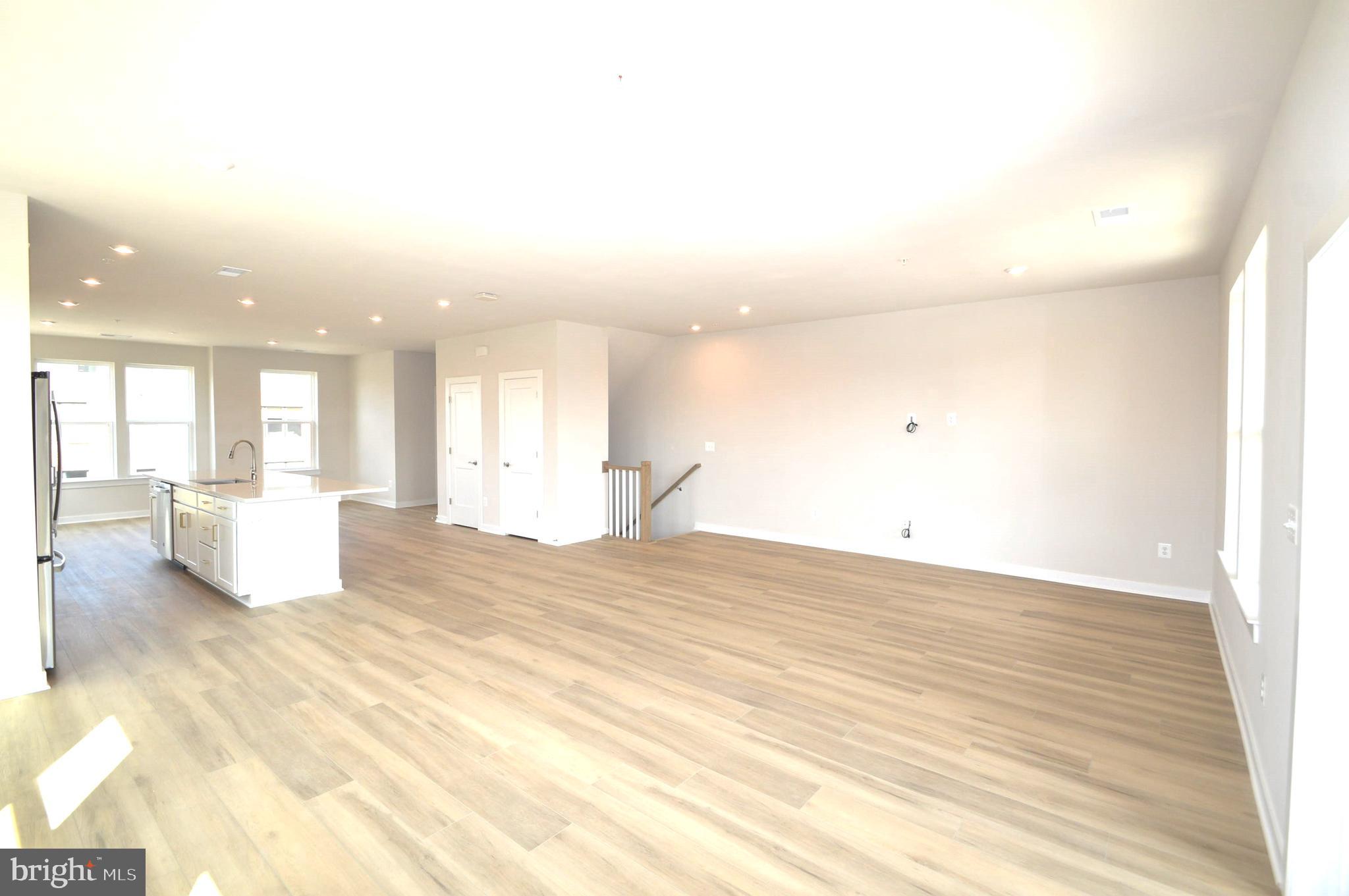 ASHBURN STATION - Residential Lease