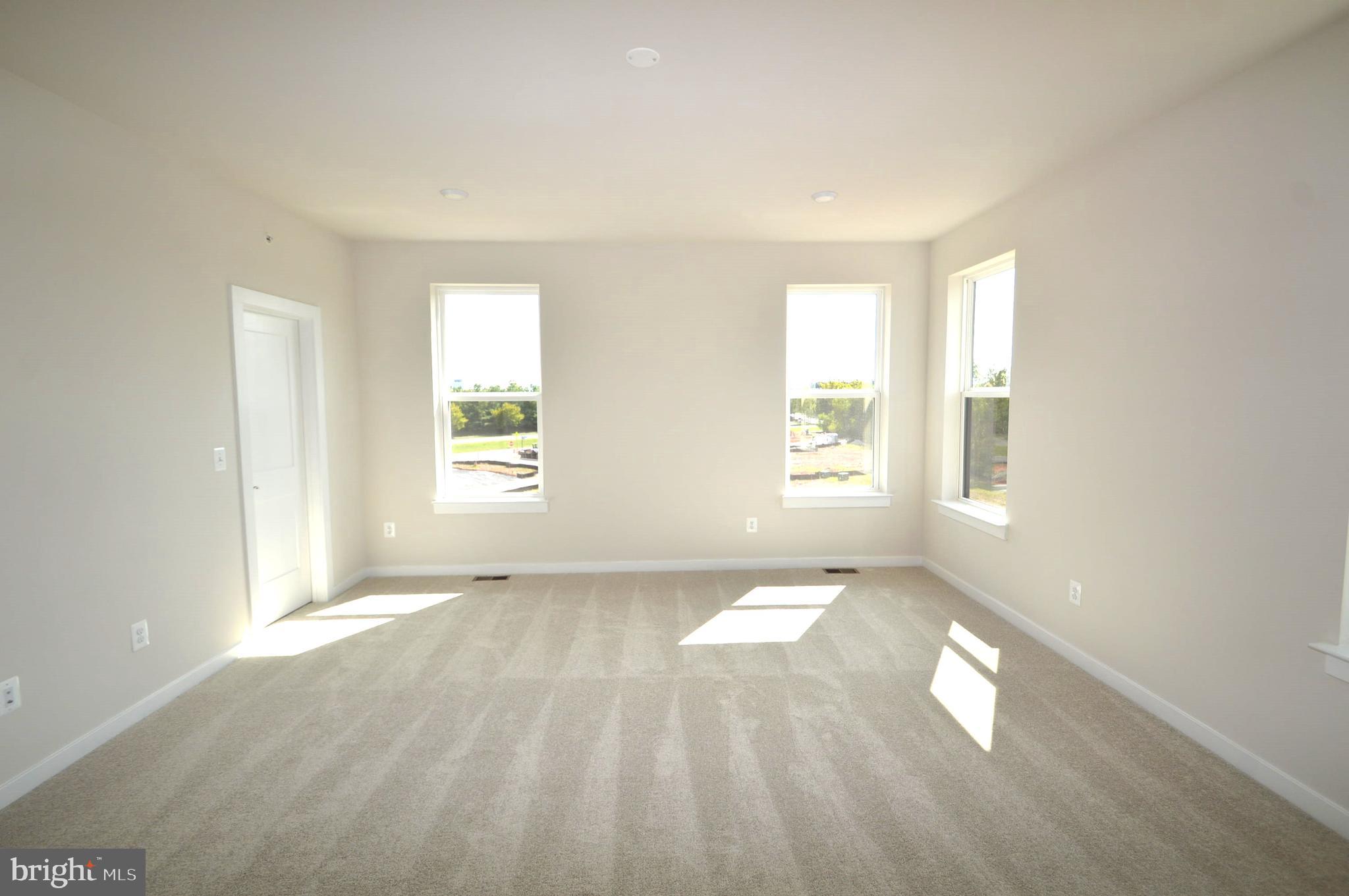 ASHBURN STATION - Residential Lease