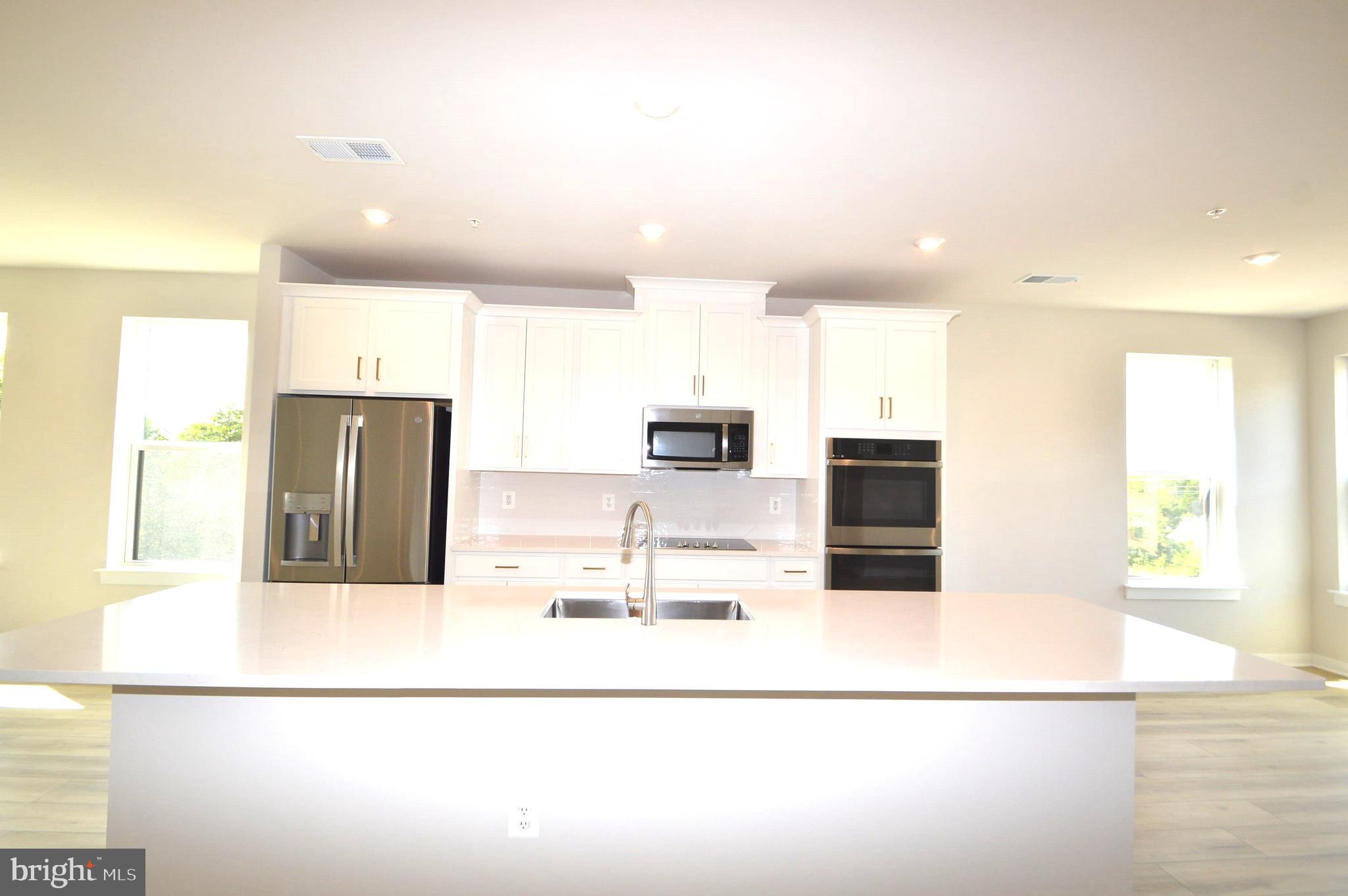 ASHBURN STATION - Residential Lease