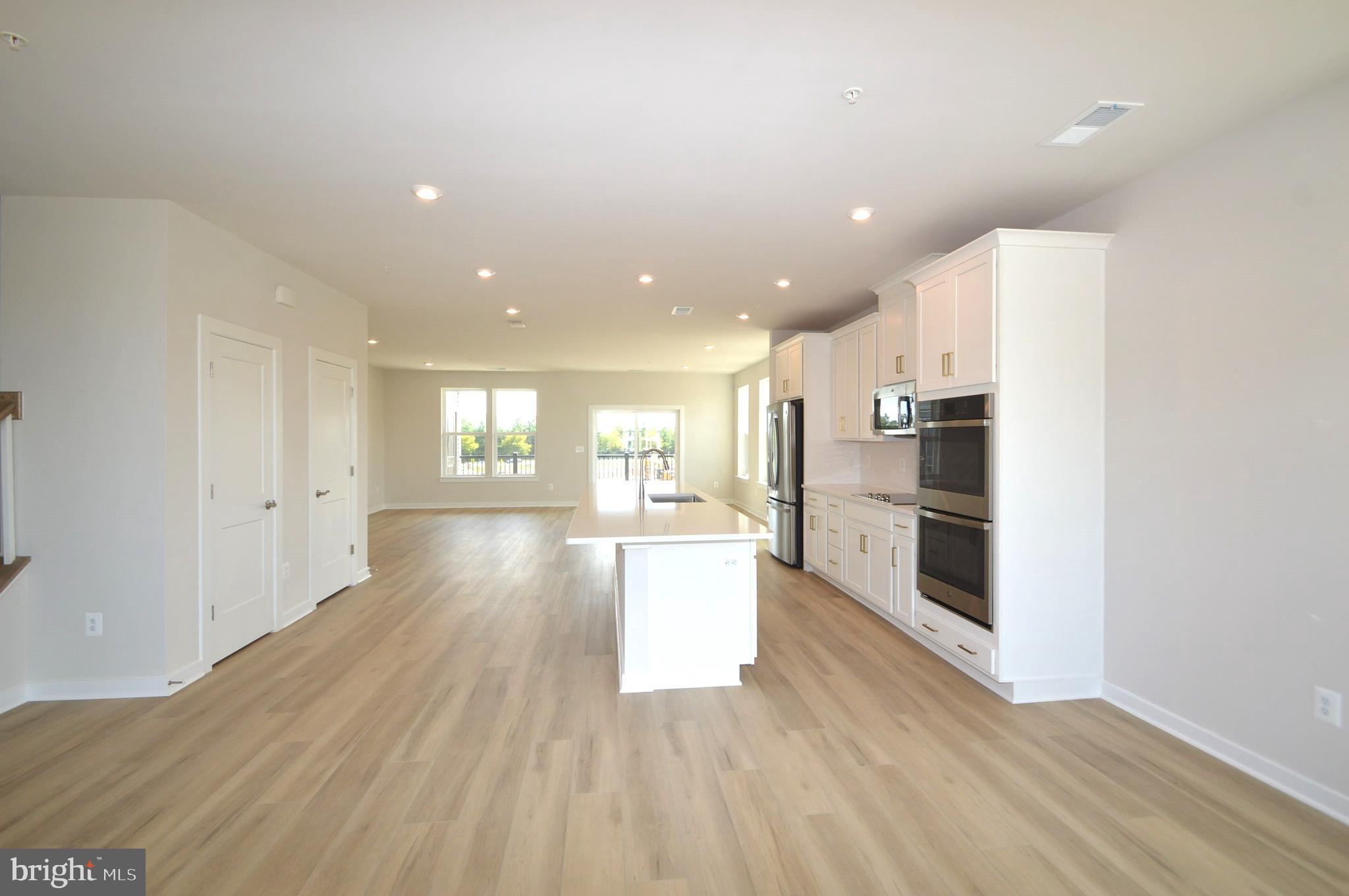 ASHBURN STATION - Residential Lease