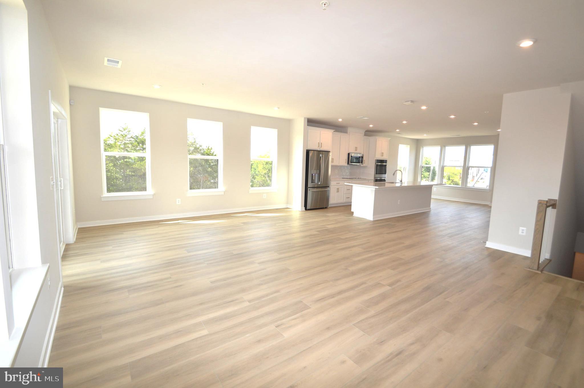 ASHBURN STATION - Residential Lease