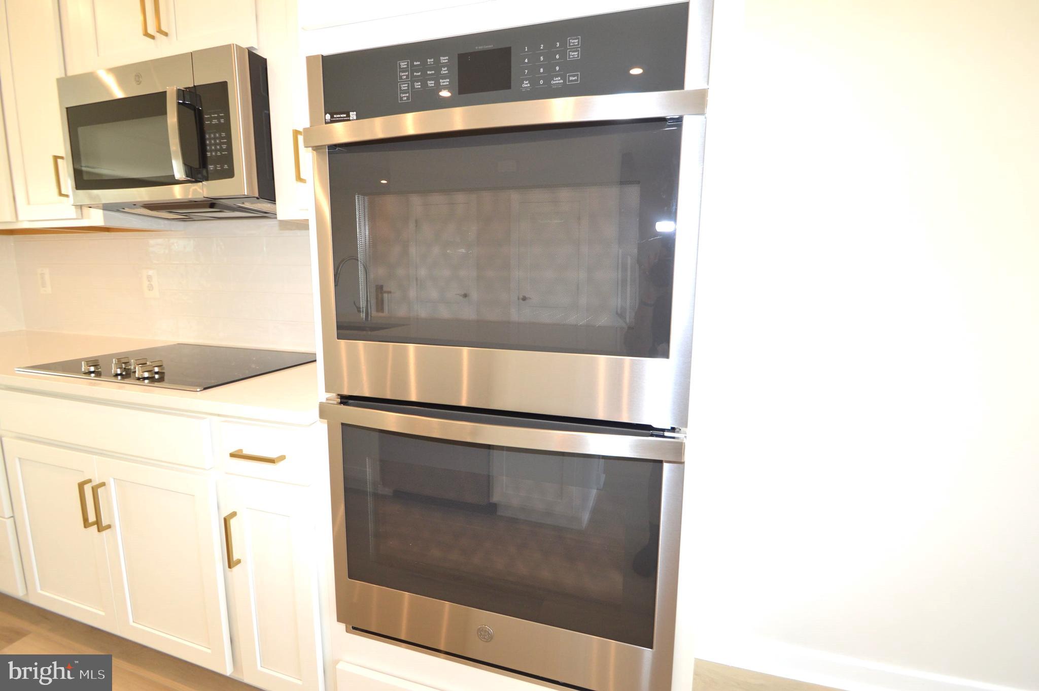 ASHBURN STATION - Residential Lease