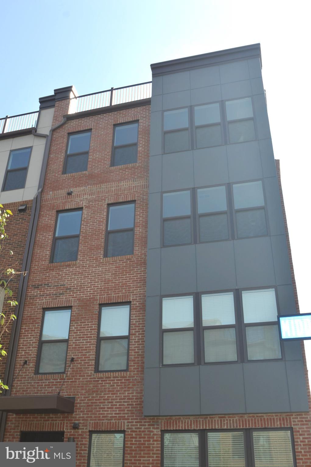 ASHBURN STATION - Residential Lease