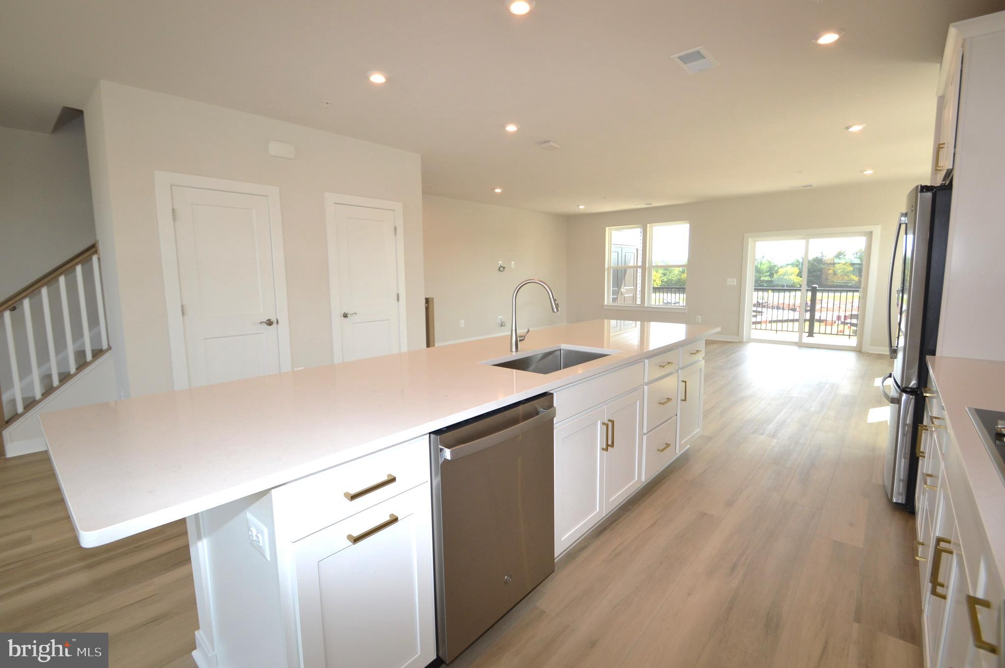 ASHBURN STATION - Residential Lease