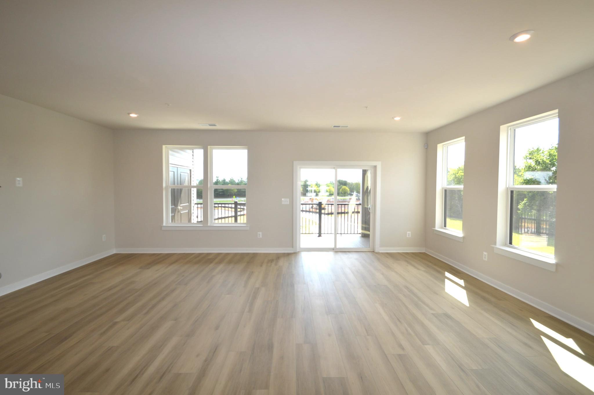 ASHBURN STATION - Residential Lease