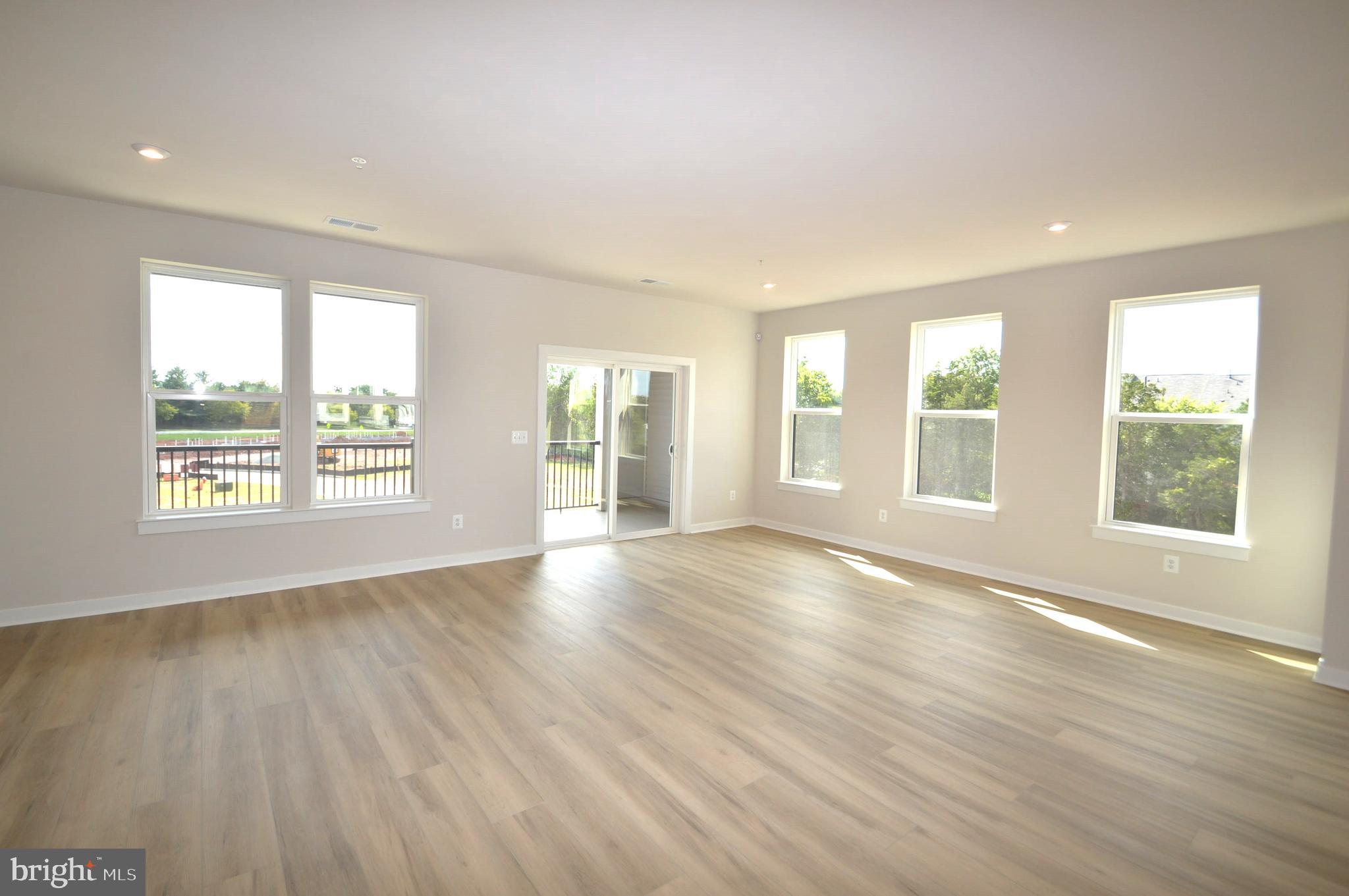 ASHBURN STATION - Residential Lease