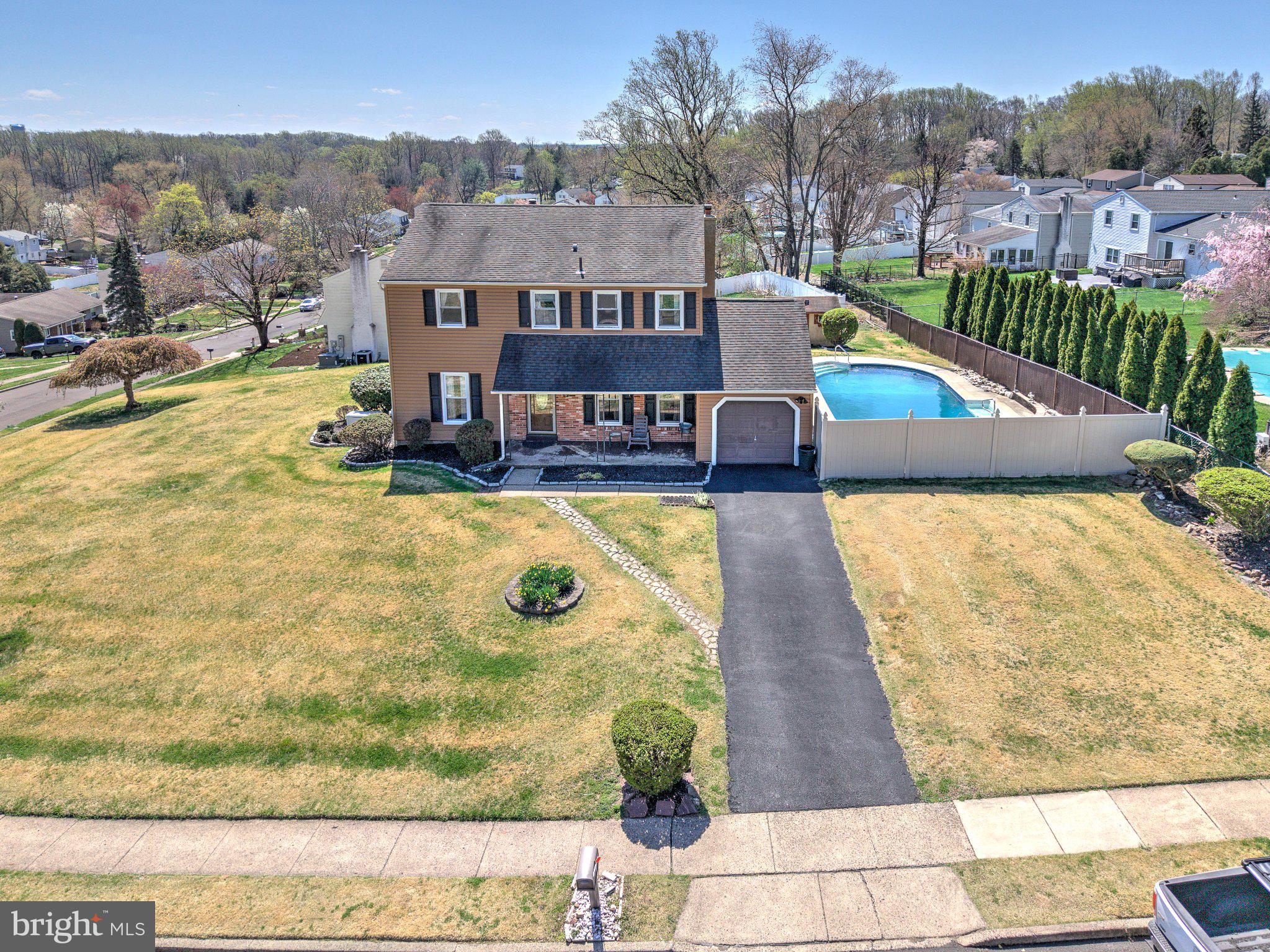 WOODLYN WEST - Residential