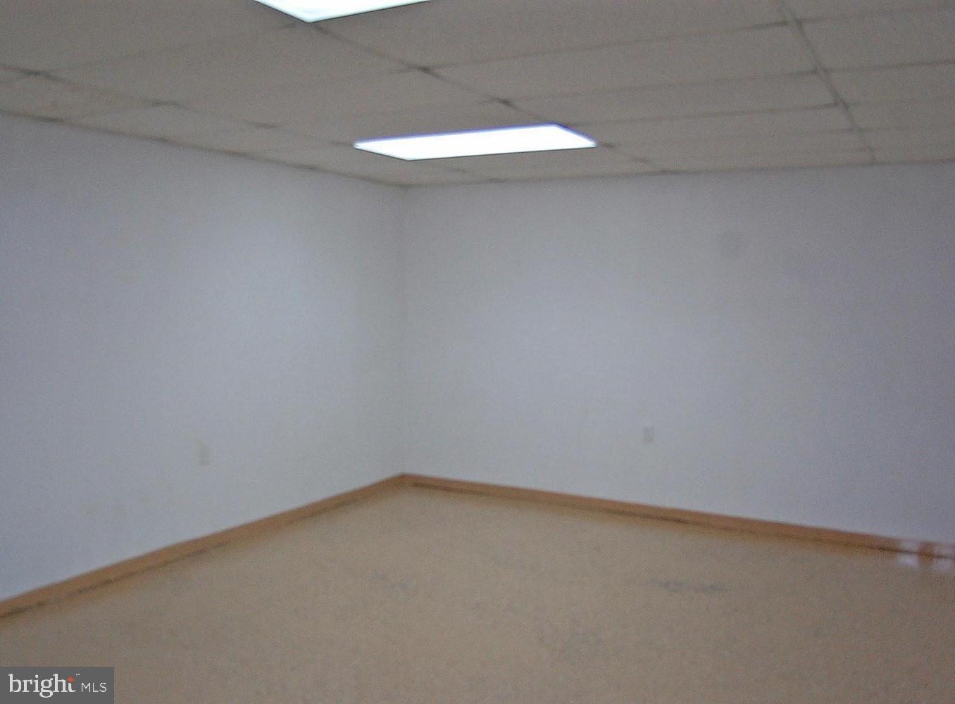 QUEENS PARK - Residential Lease