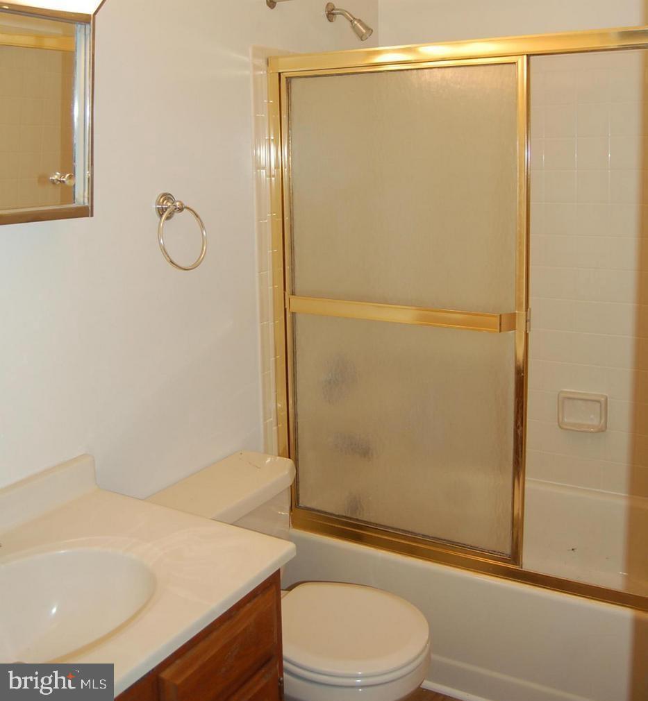 QUEENS PARK - Residential Lease