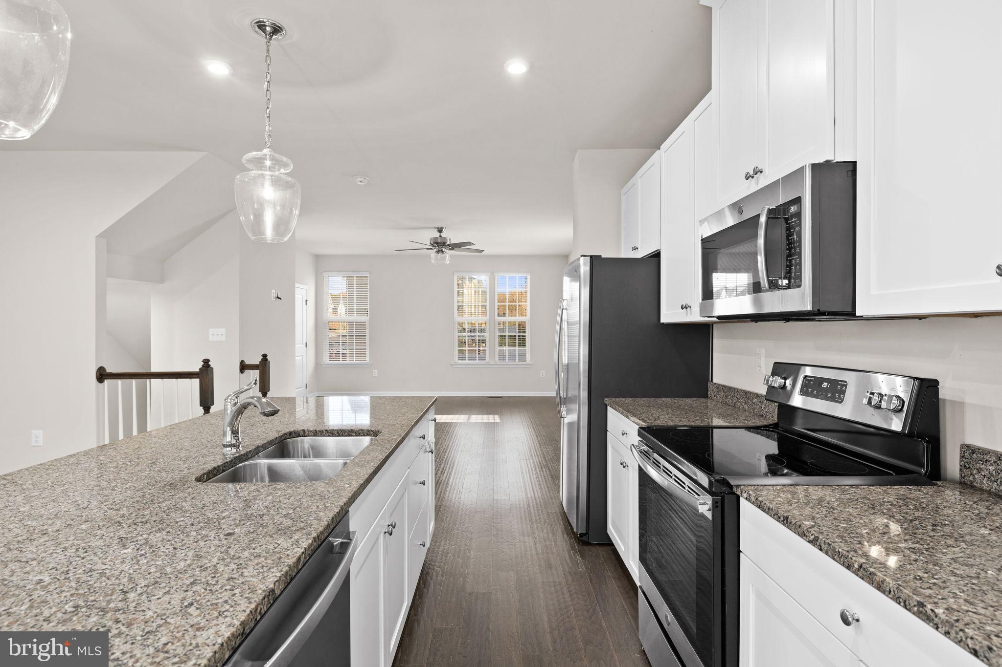 COURTHOUSE COMMONS - Residential