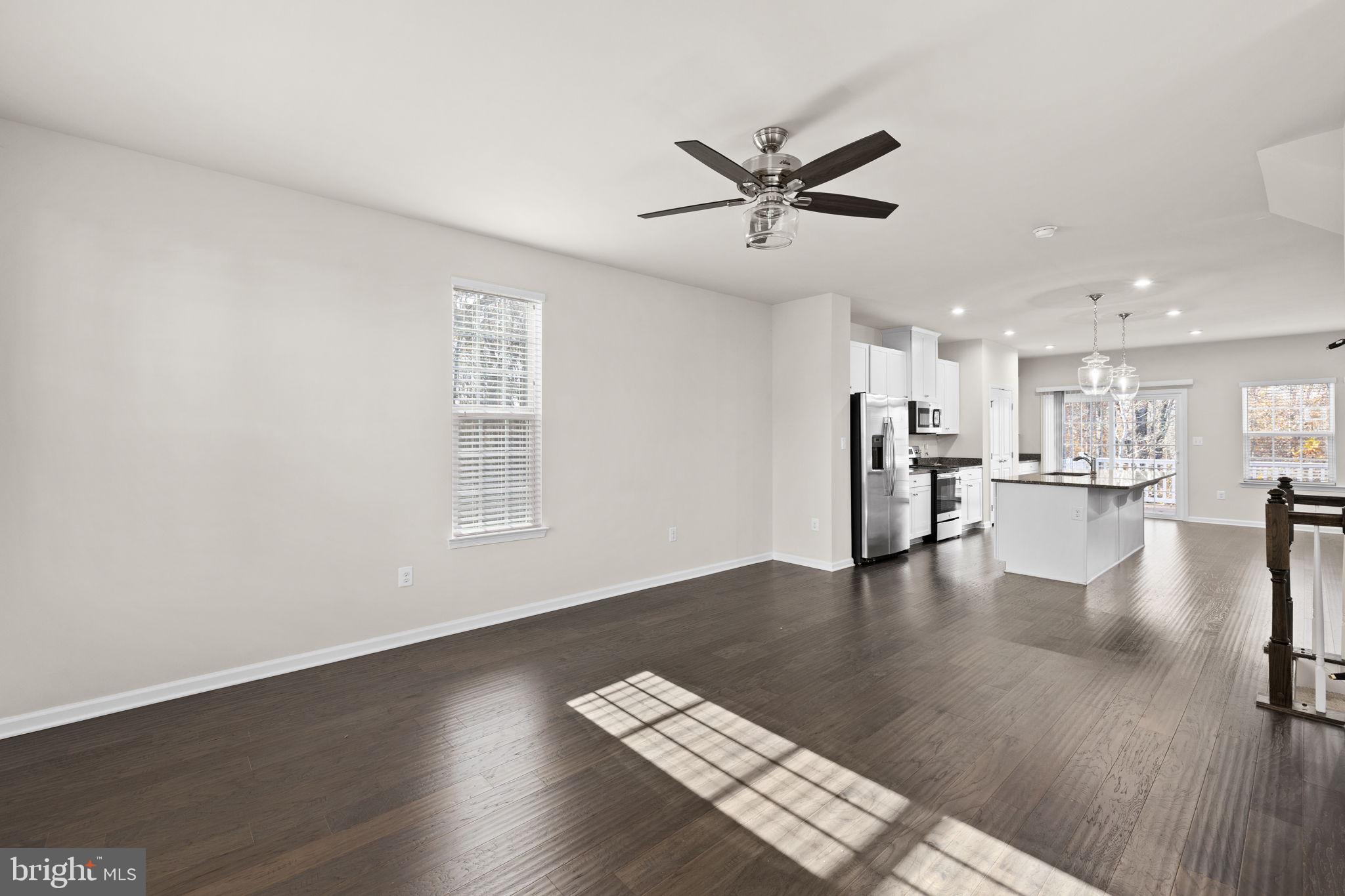 COURTHOUSE COMMONS - Residential