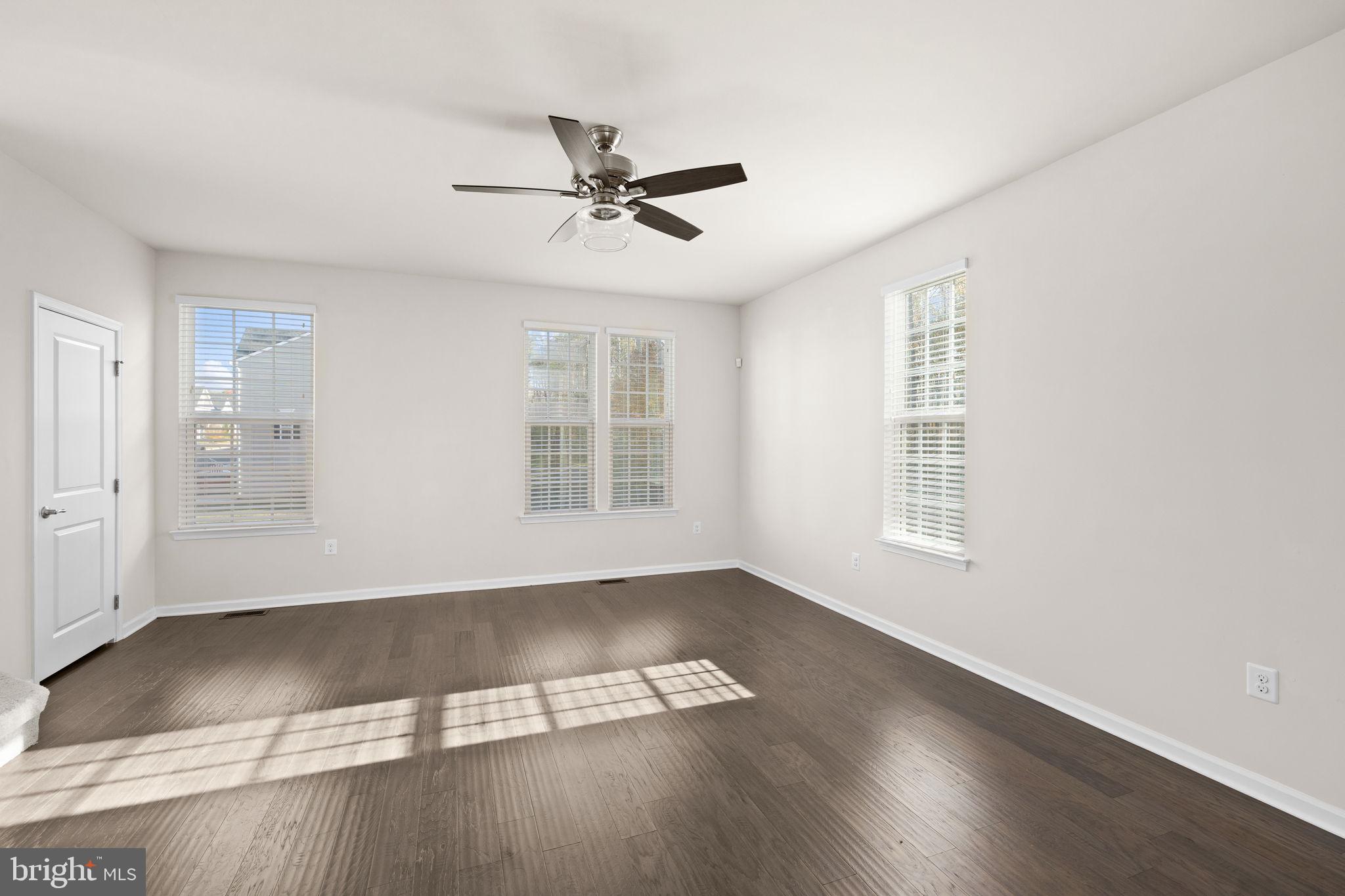 COURTHOUSE COMMONS - Residential