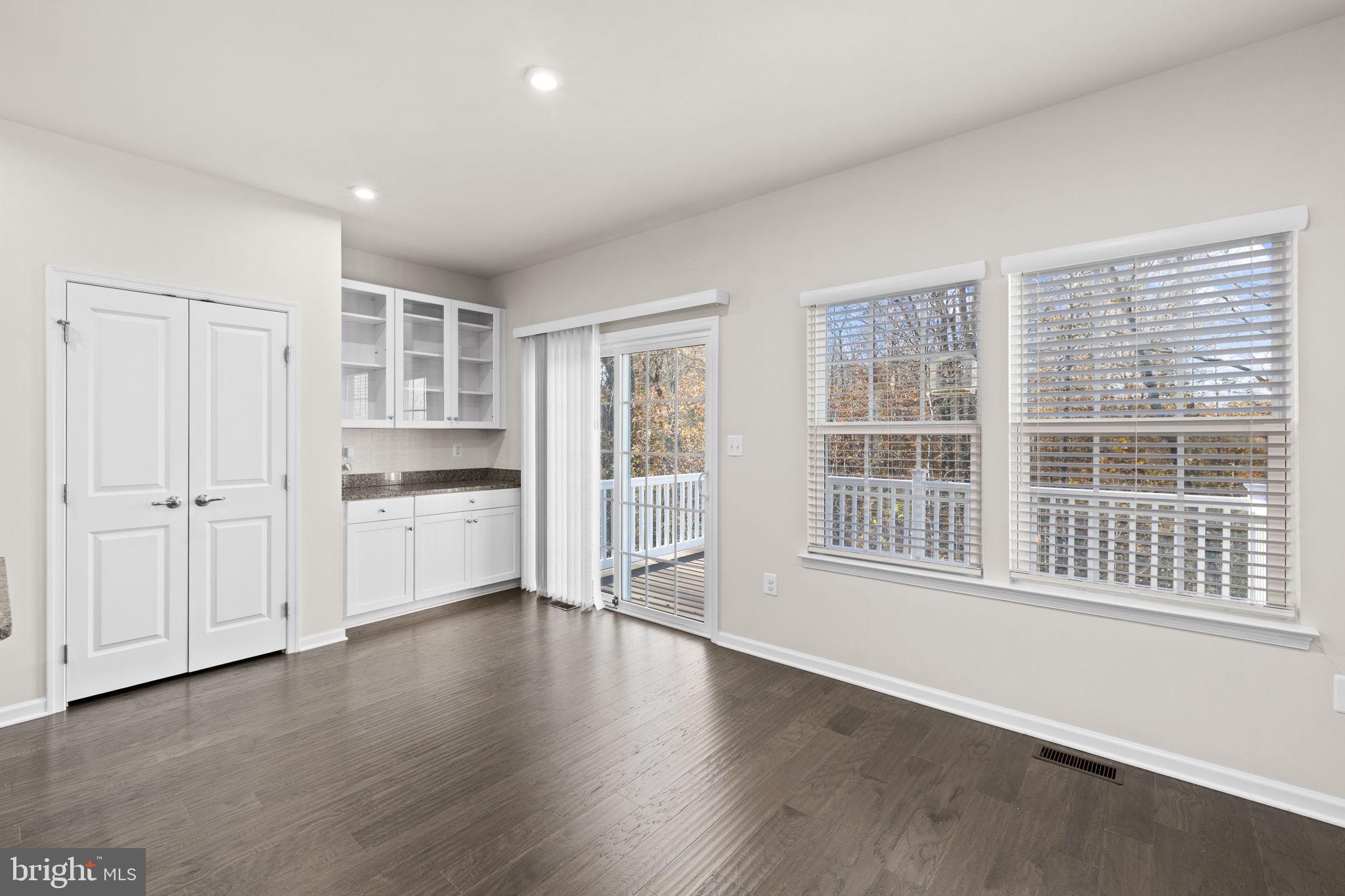 COURTHOUSE COMMONS - Residential