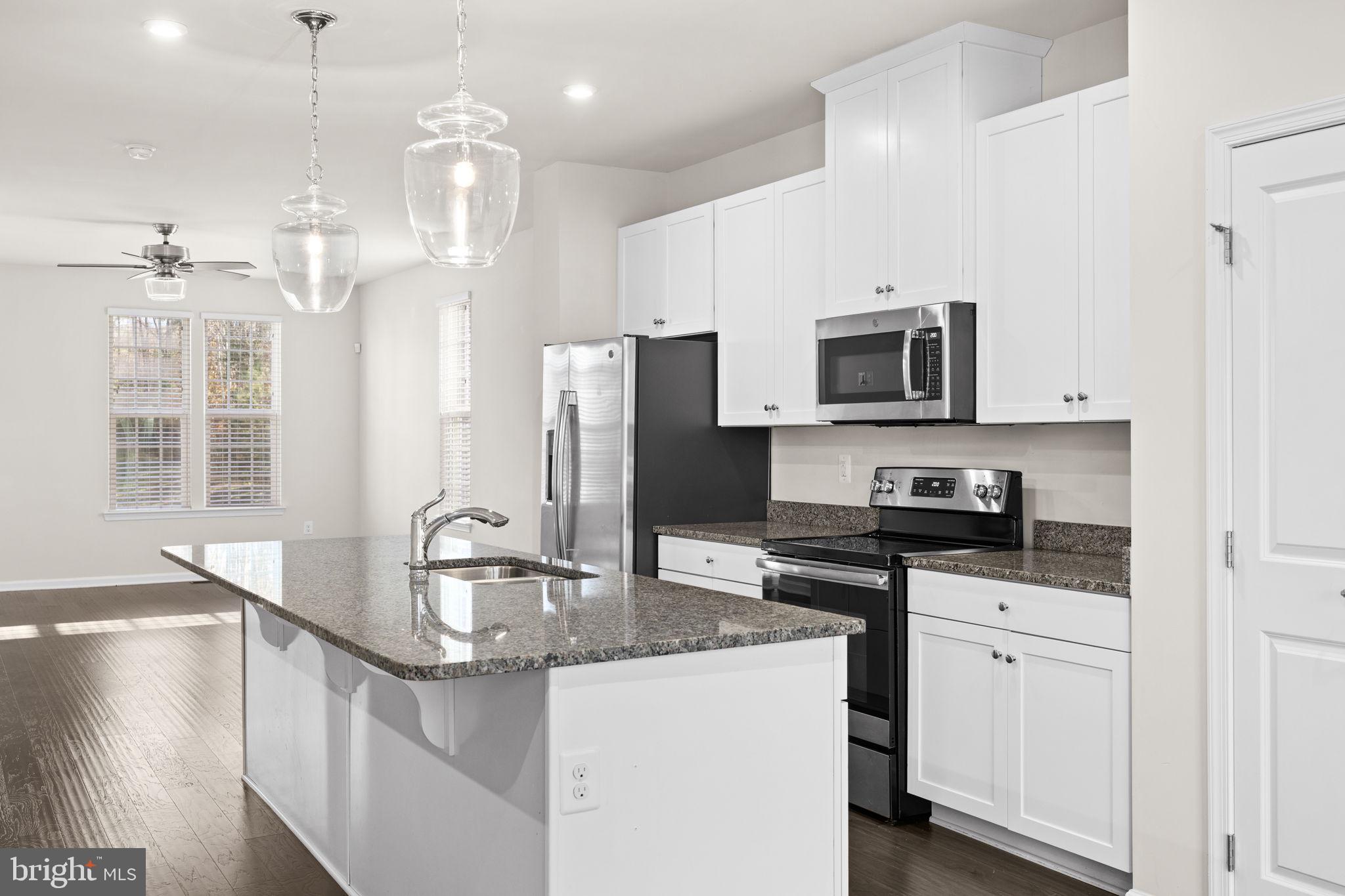 COURTHOUSE COMMONS - Residential