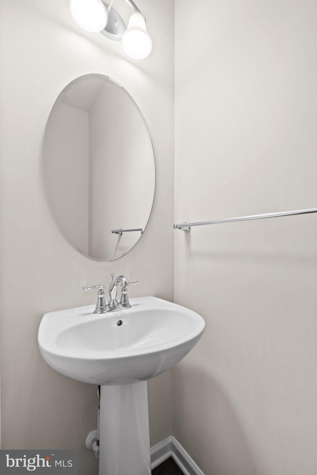 COURTHOUSE COMMONS - Residential