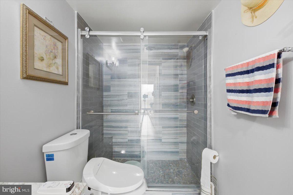 REGENCY AT MCLEAN - Residential