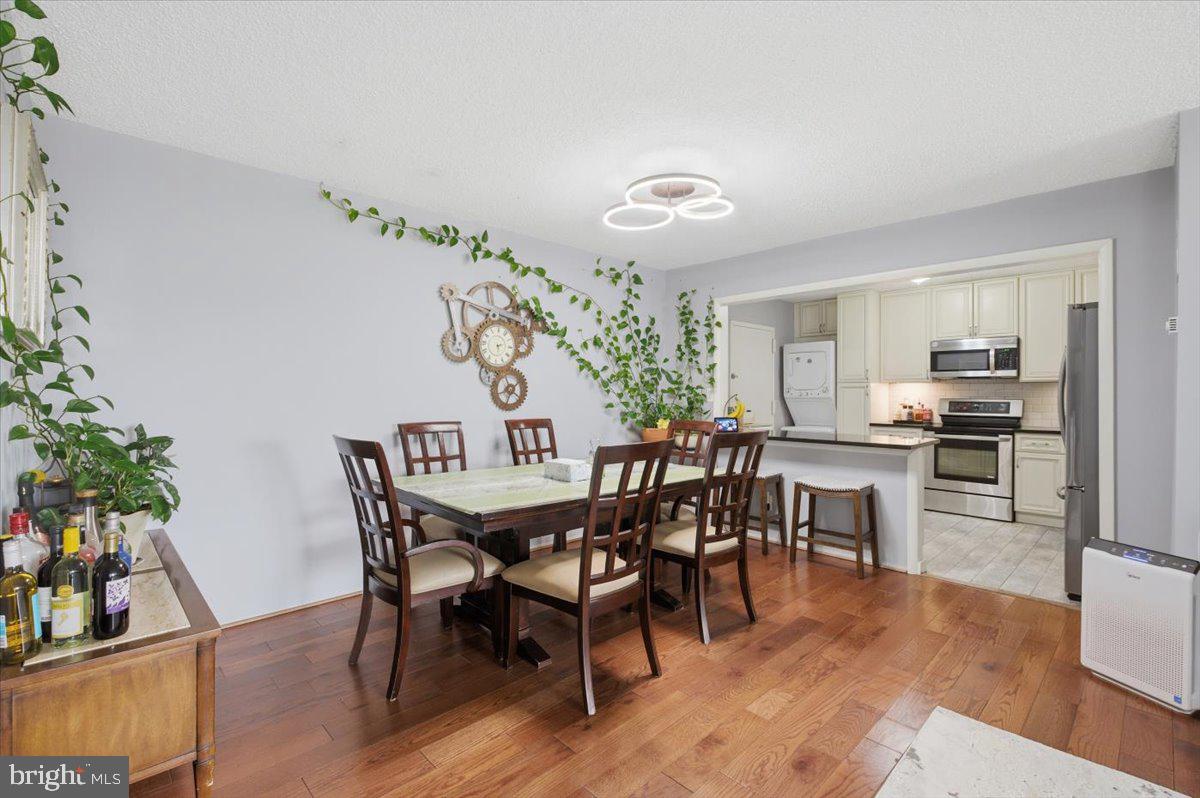REGENCY AT MCLEAN - Residential