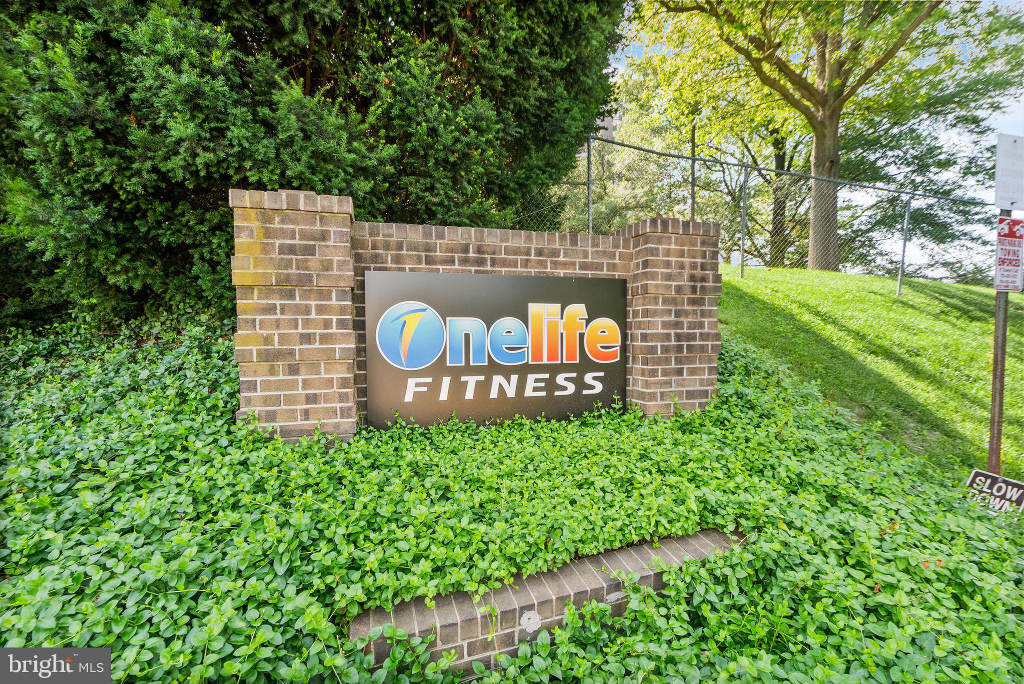 REGENCY AT MCLEAN - Residential
