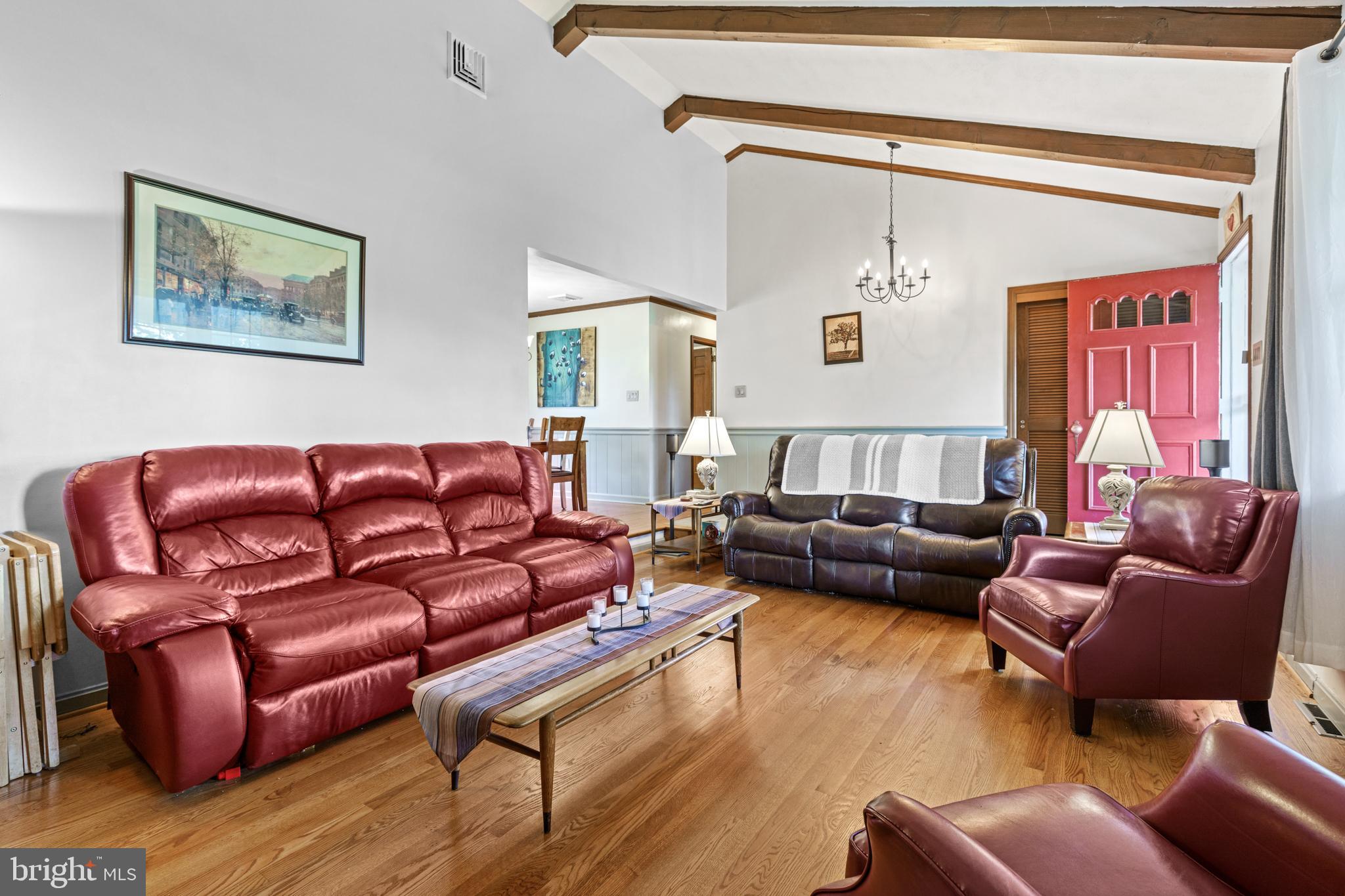 4025 NOLT ROAD