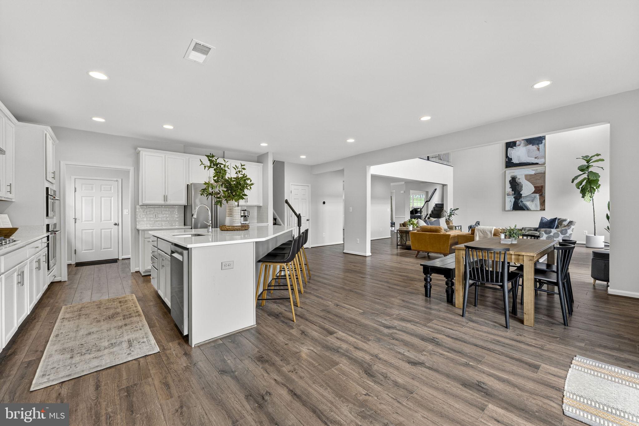 WATERFORD DOWNS - Residential