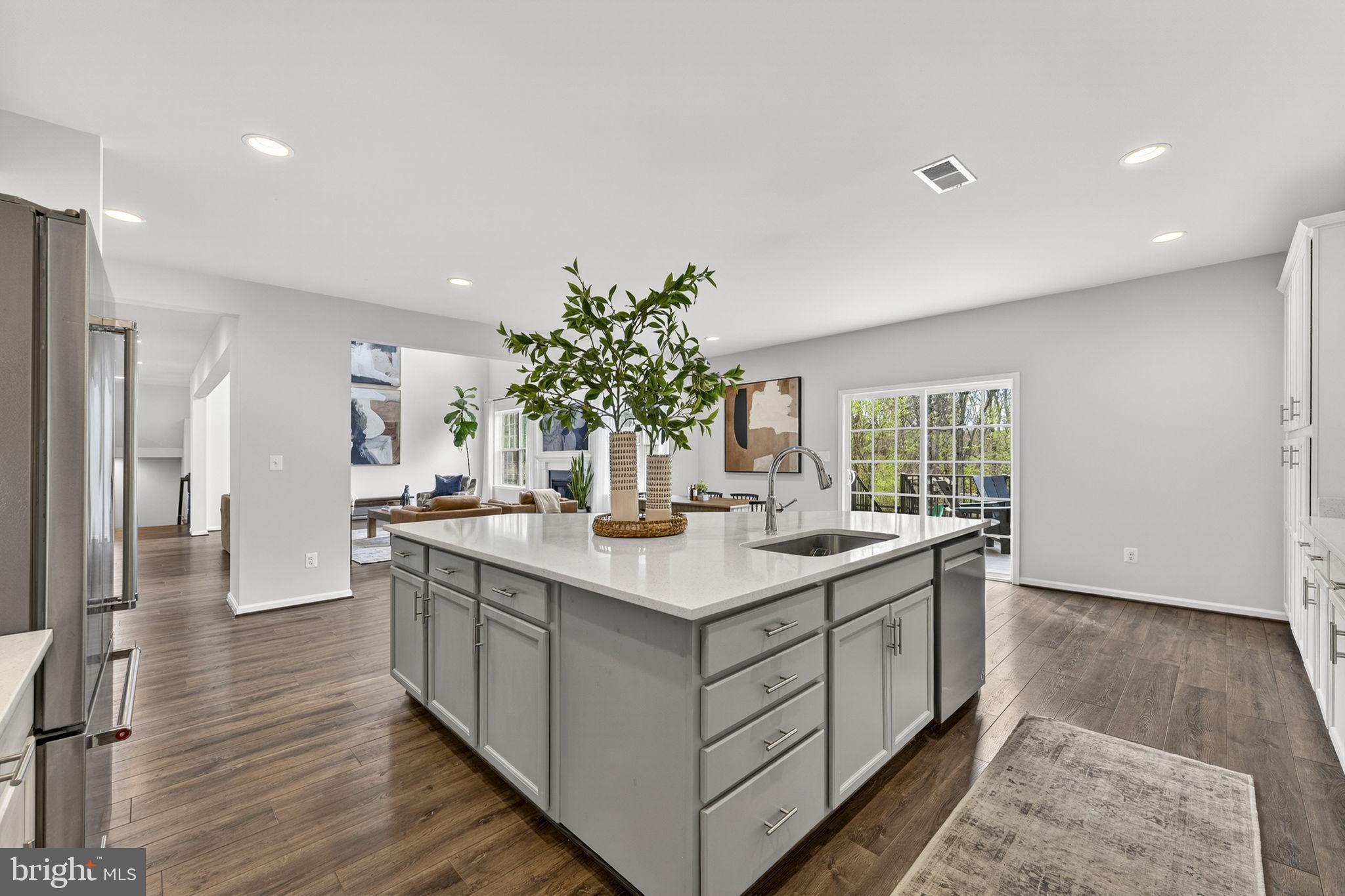 WATERFORD DOWNS - Residential