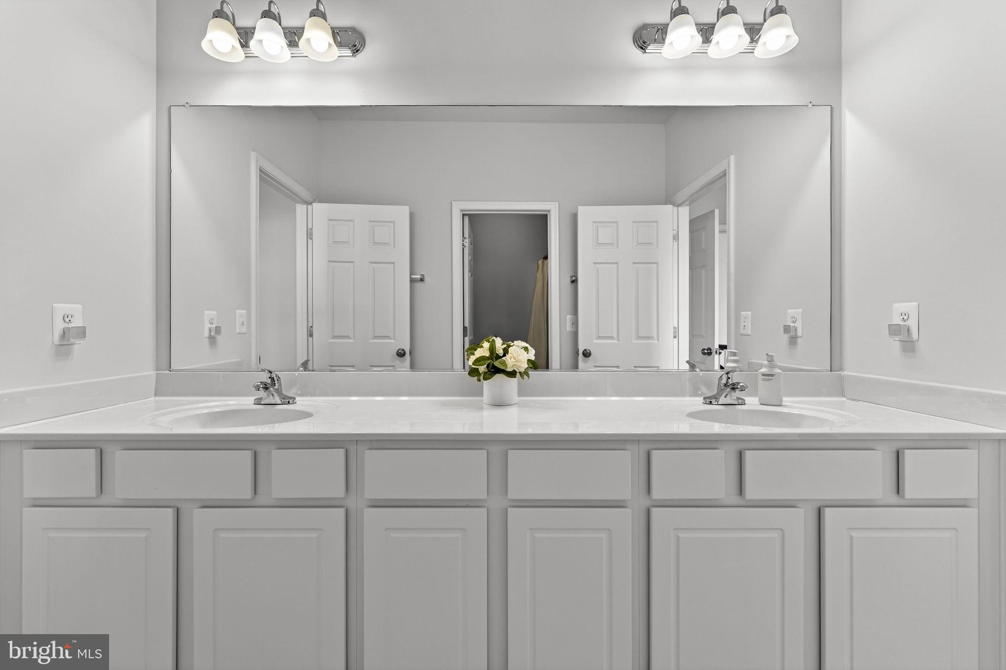 WATERFORD DOWNS - Residential