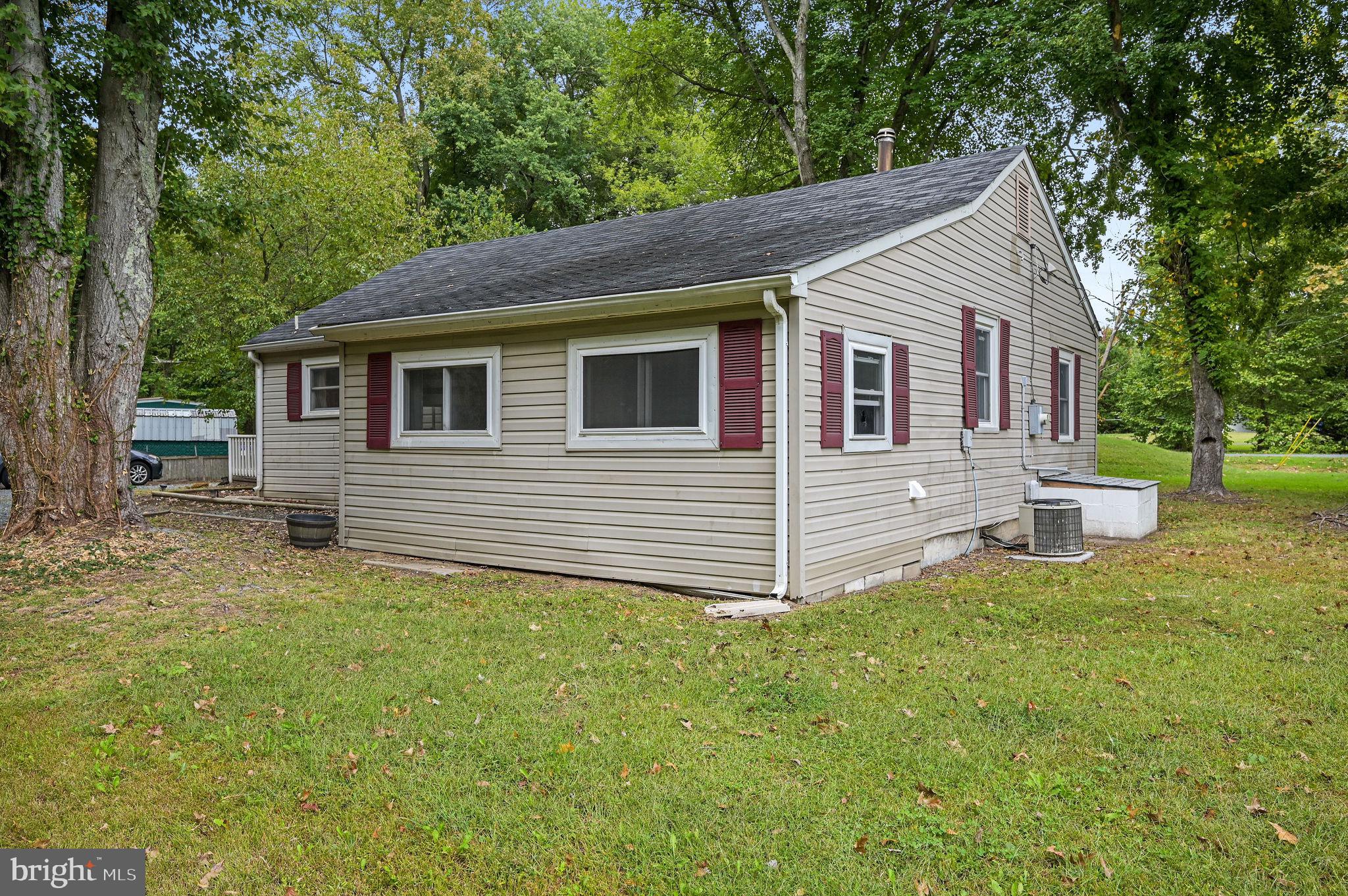 1312 EVERETTS CORNER ROAD