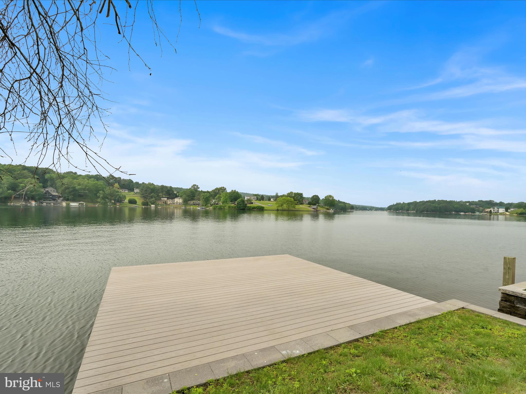 LAKE WYNONAH - Residential