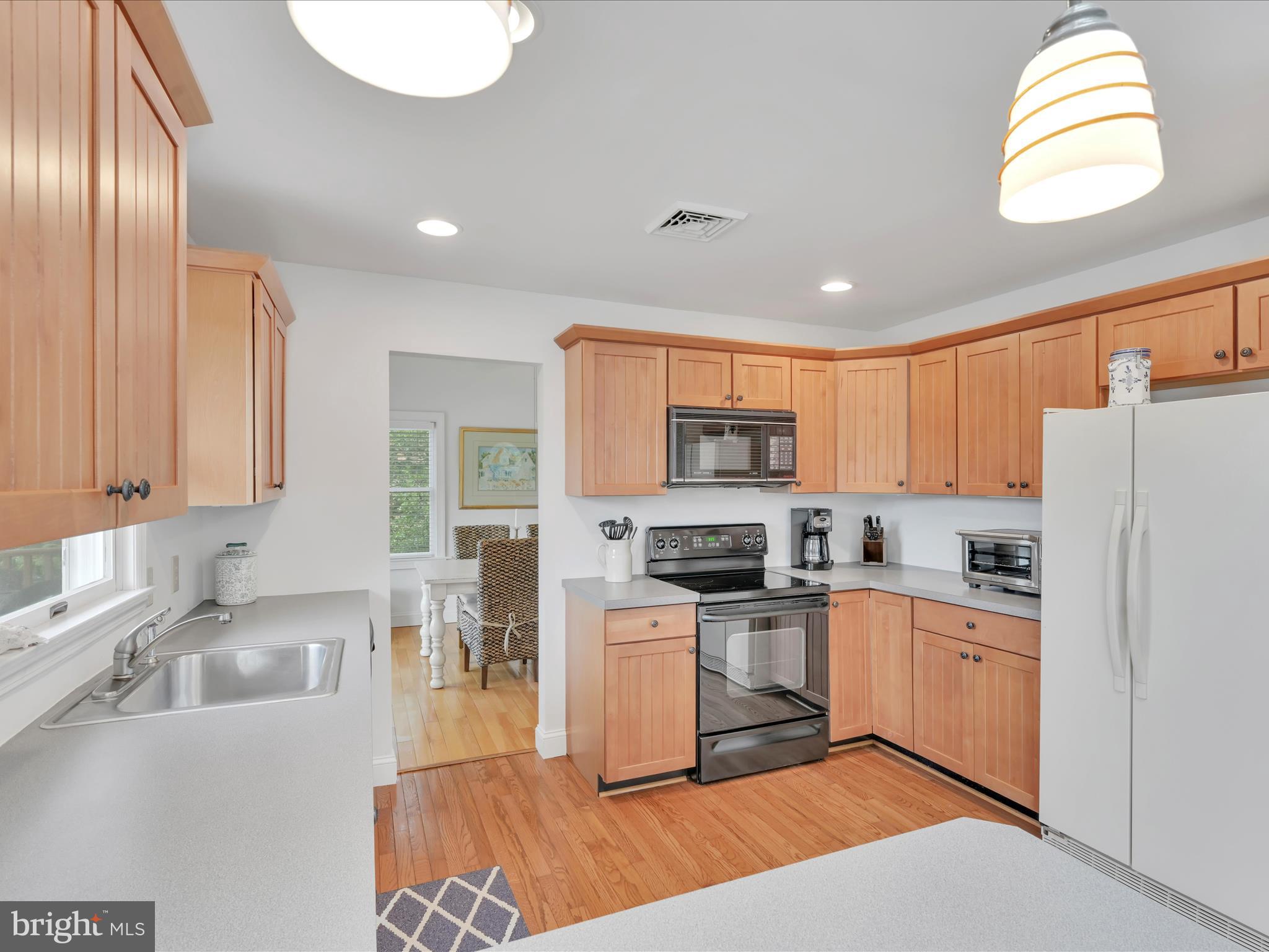 LAKE WYNONAH - Residential