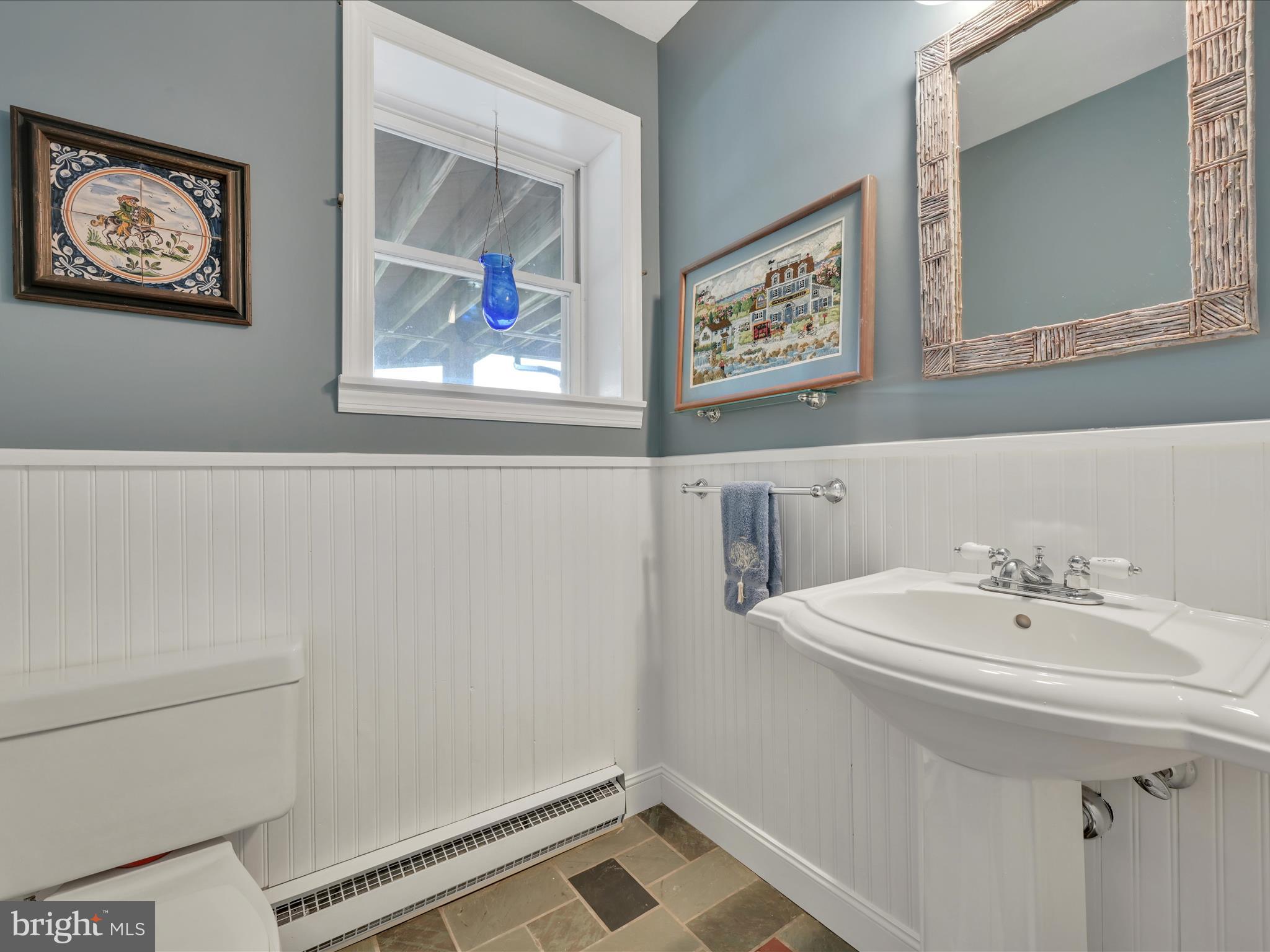 LAKE WYNONAH - Residential