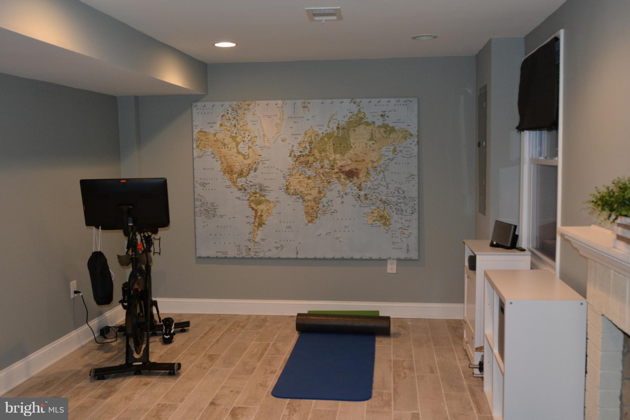 COMSTOCK - Residential Lease