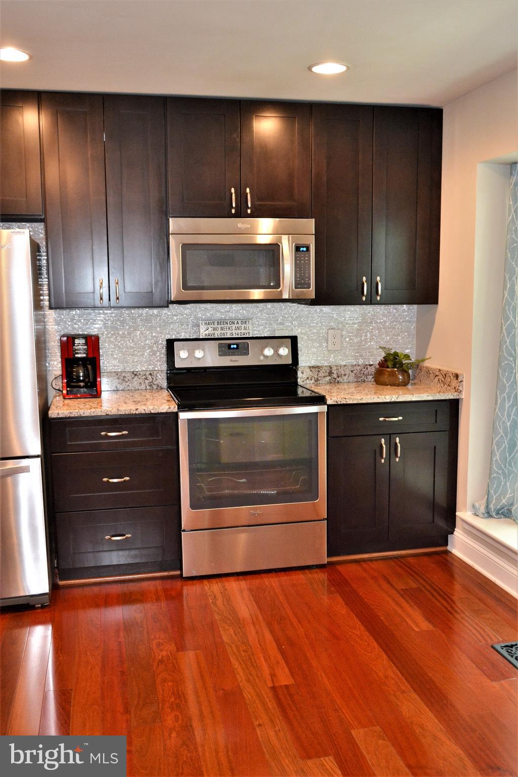 COMSTOCK - Residential Lease