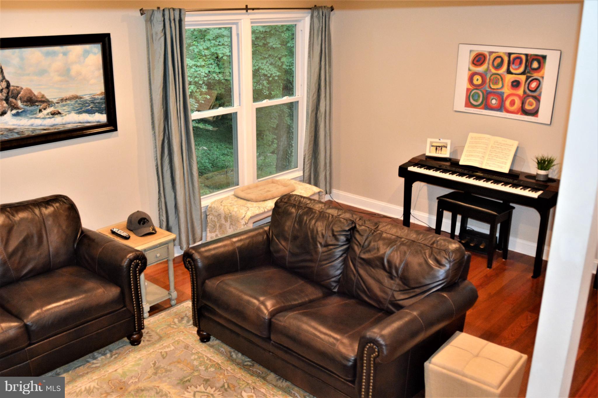 COMSTOCK - Residential Lease