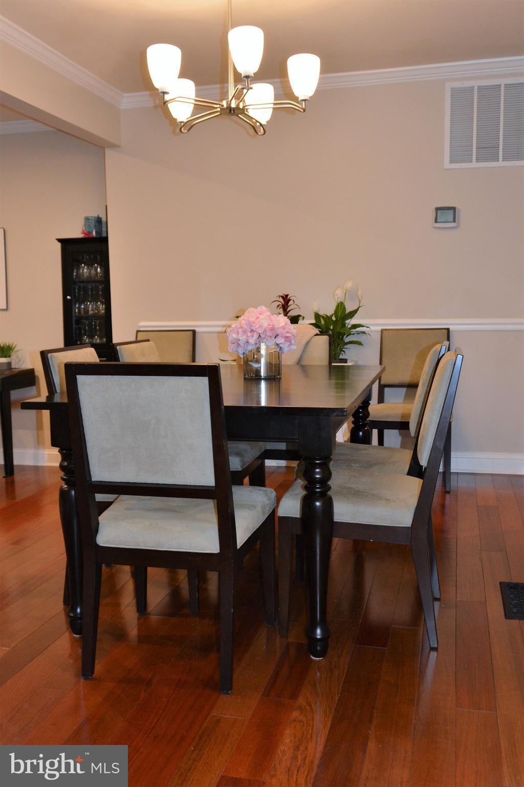 COMSTOCK - Residential Lease