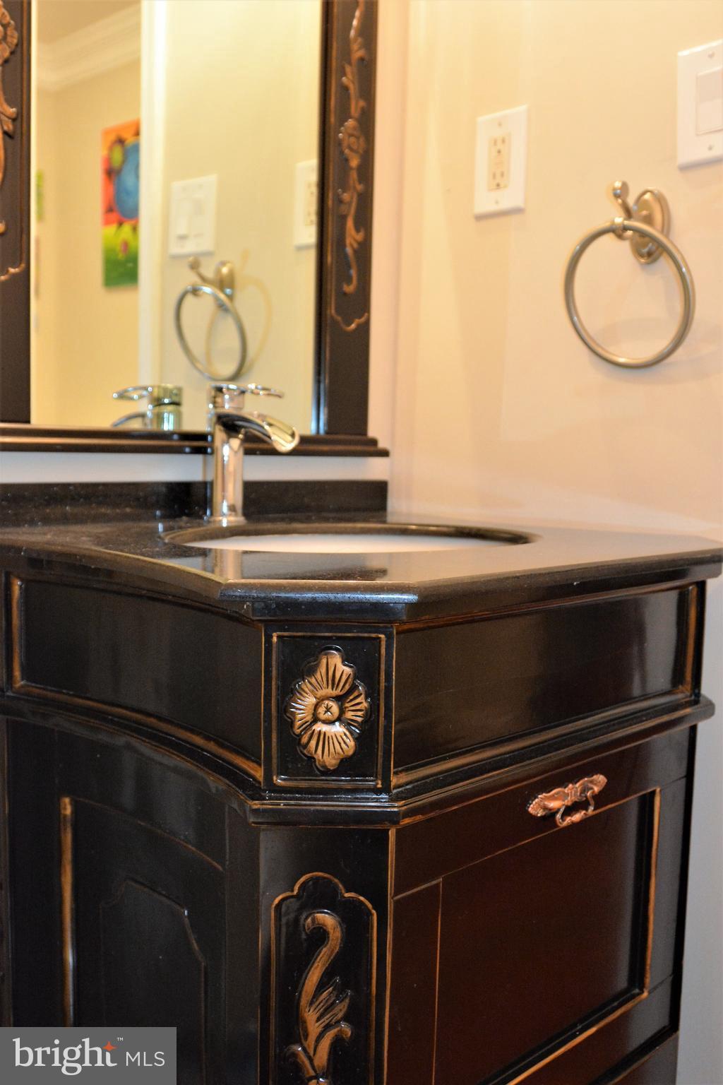 COMSTOCK - Residential Lease