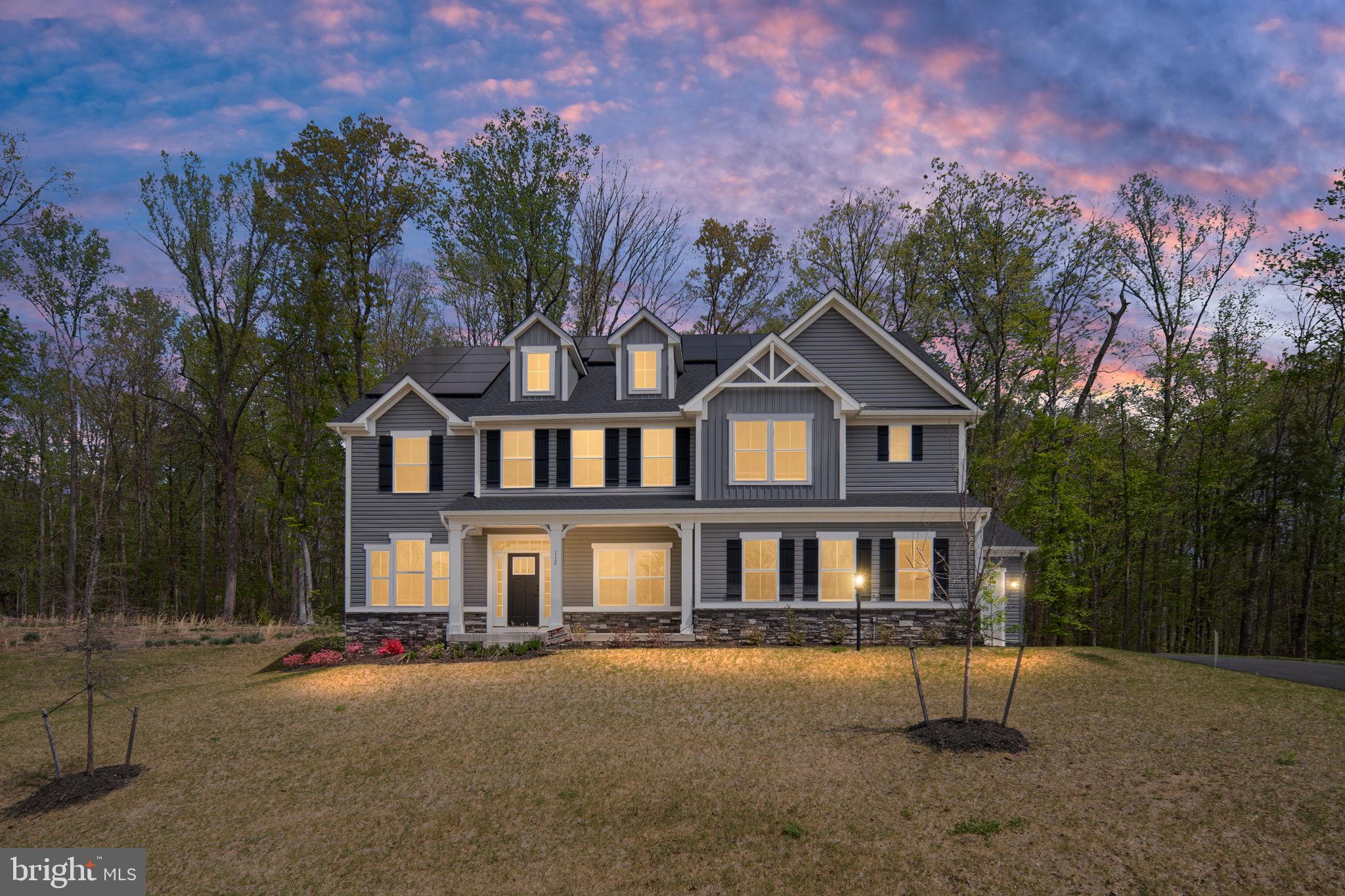 112 LAKE BLUFF COURT