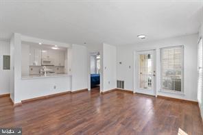 ASHBURN FARM - Residential