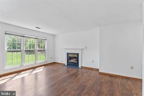 ASHBURN FARM - Residential