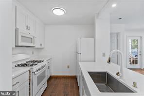 ASHBURN FARM - Residential