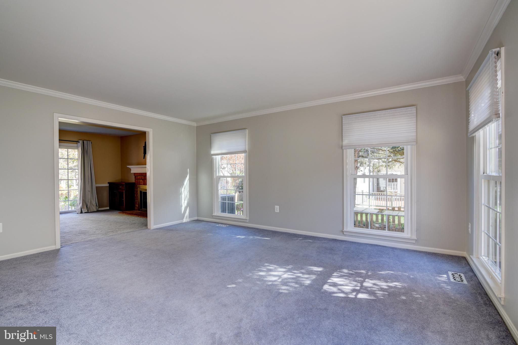 ASHBURN VILLAGE - Residential Lease