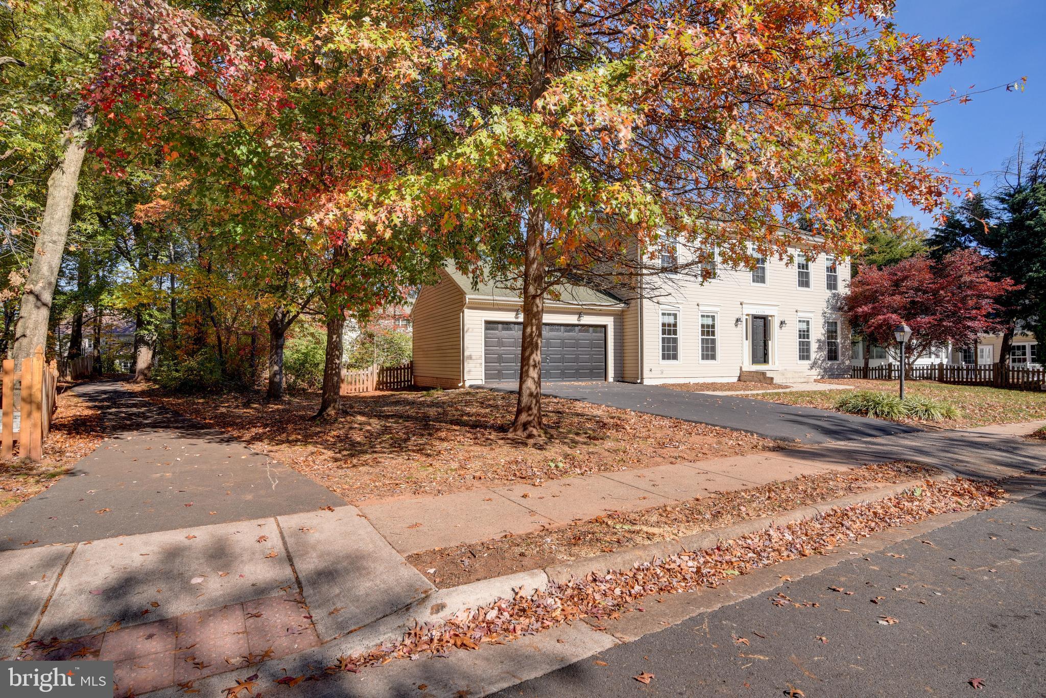 ASHBURN VILLAGE - Residential Lease