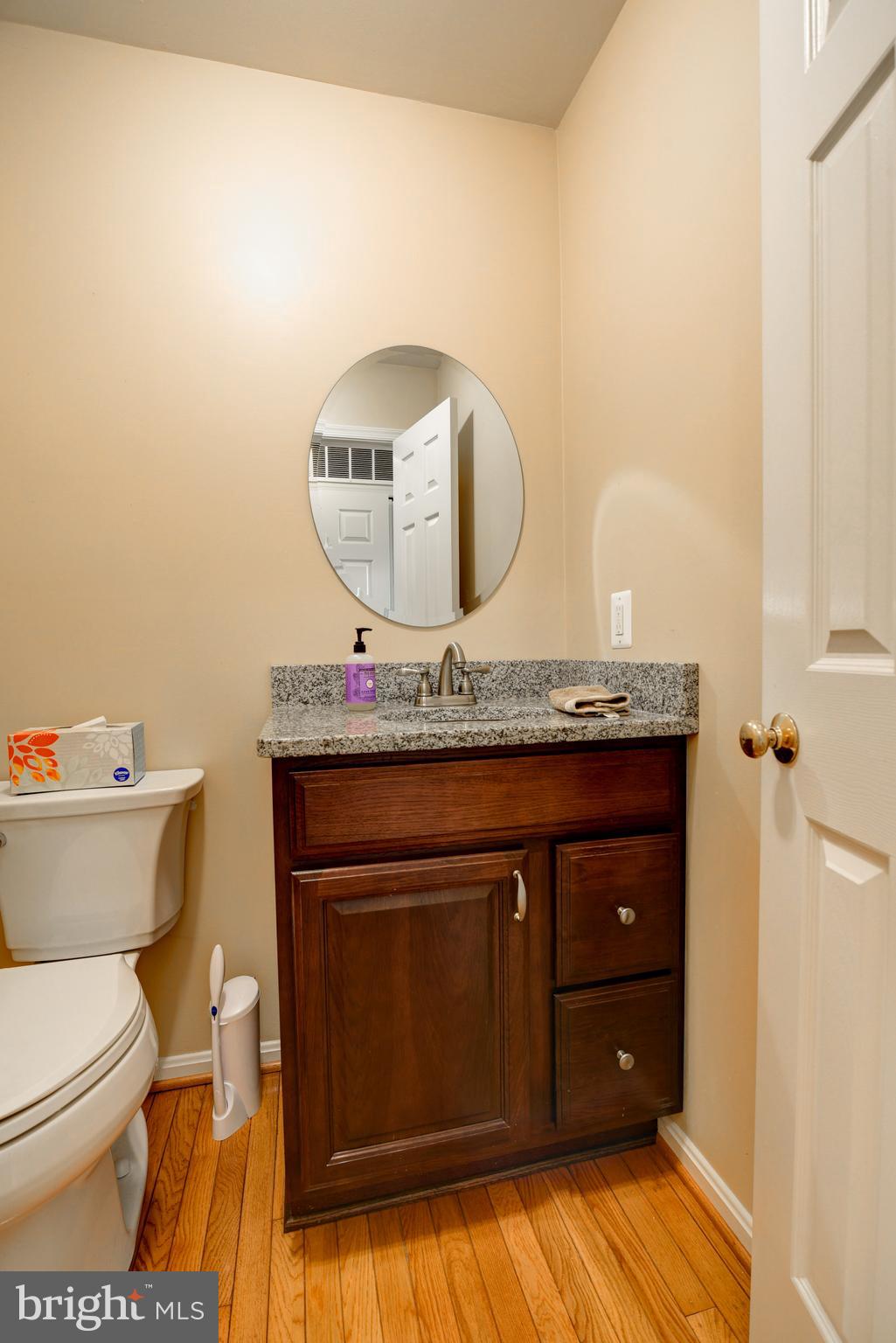 ASHBURN VILLAGE - Residential Lease