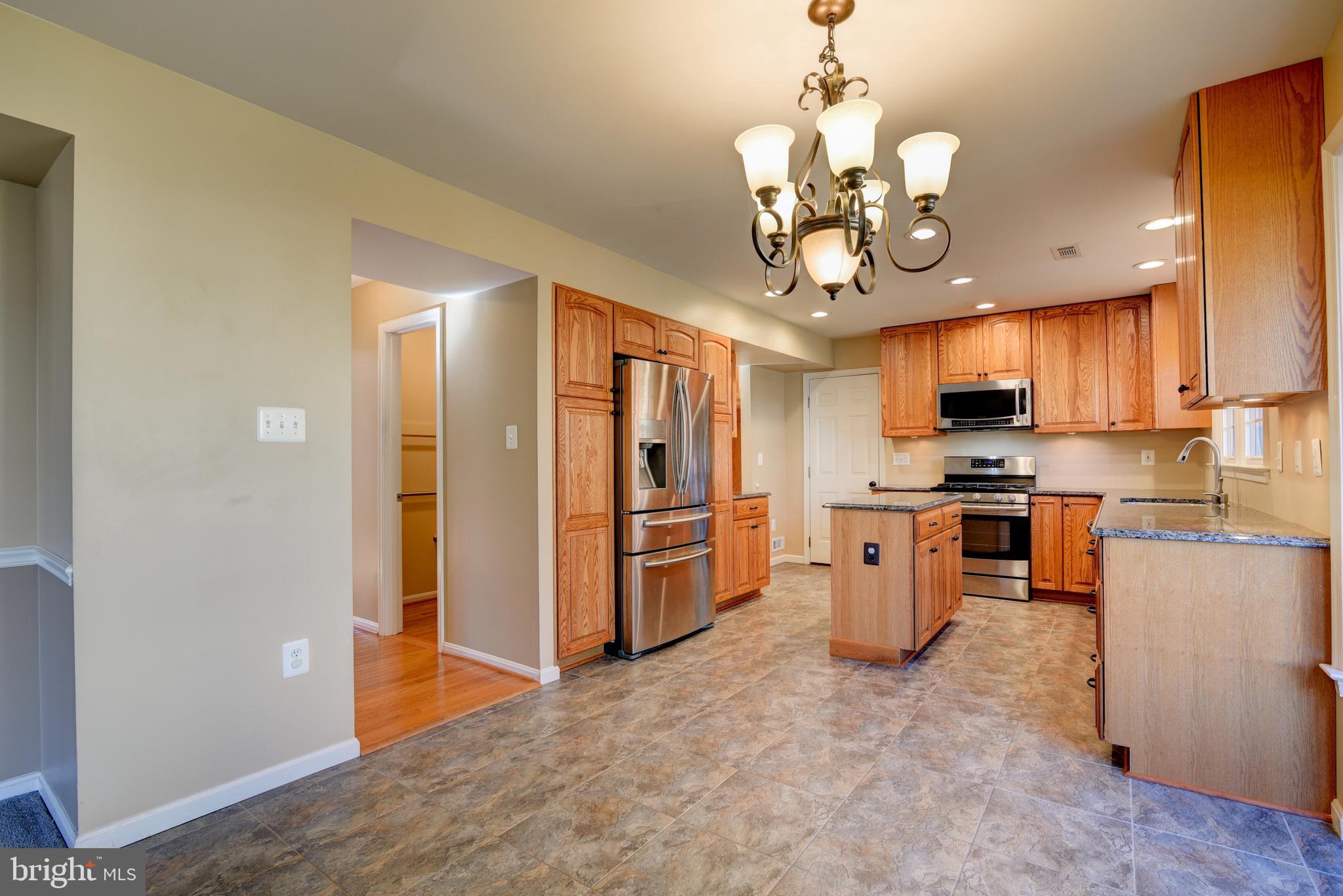 ASHBURN VILLAGE - Residential Lease