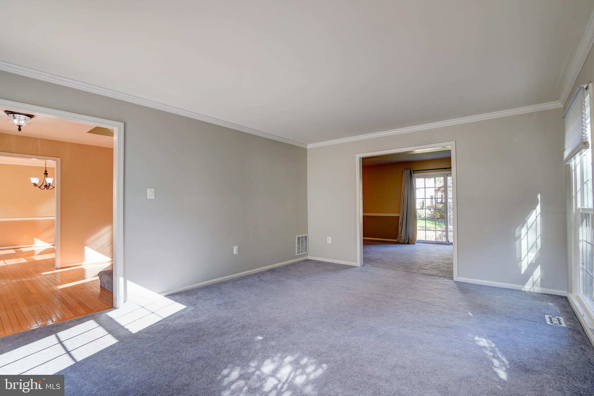 ASHBURN VILLAGE - Residential Lease