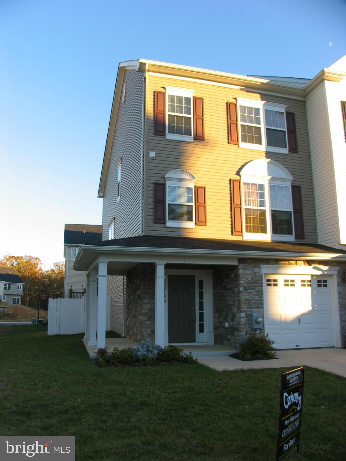 MAZEL - Residential Lease