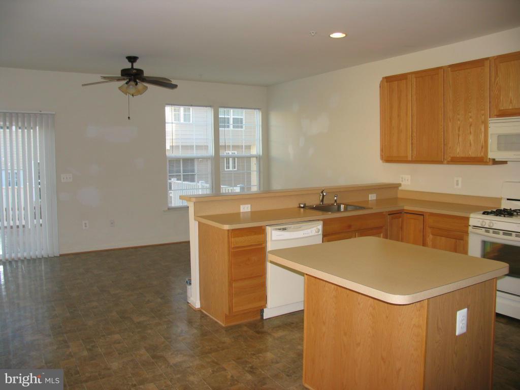 MAZEL - Residential Lease